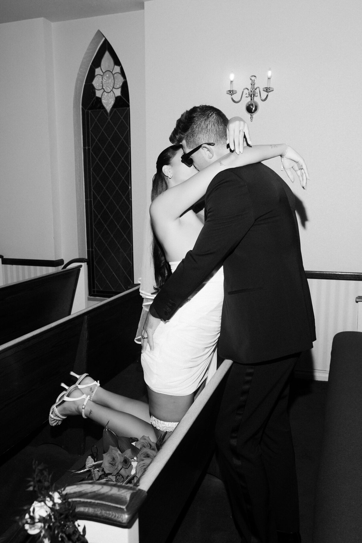 63_riskyexposure_las-vegas-elopement-photography