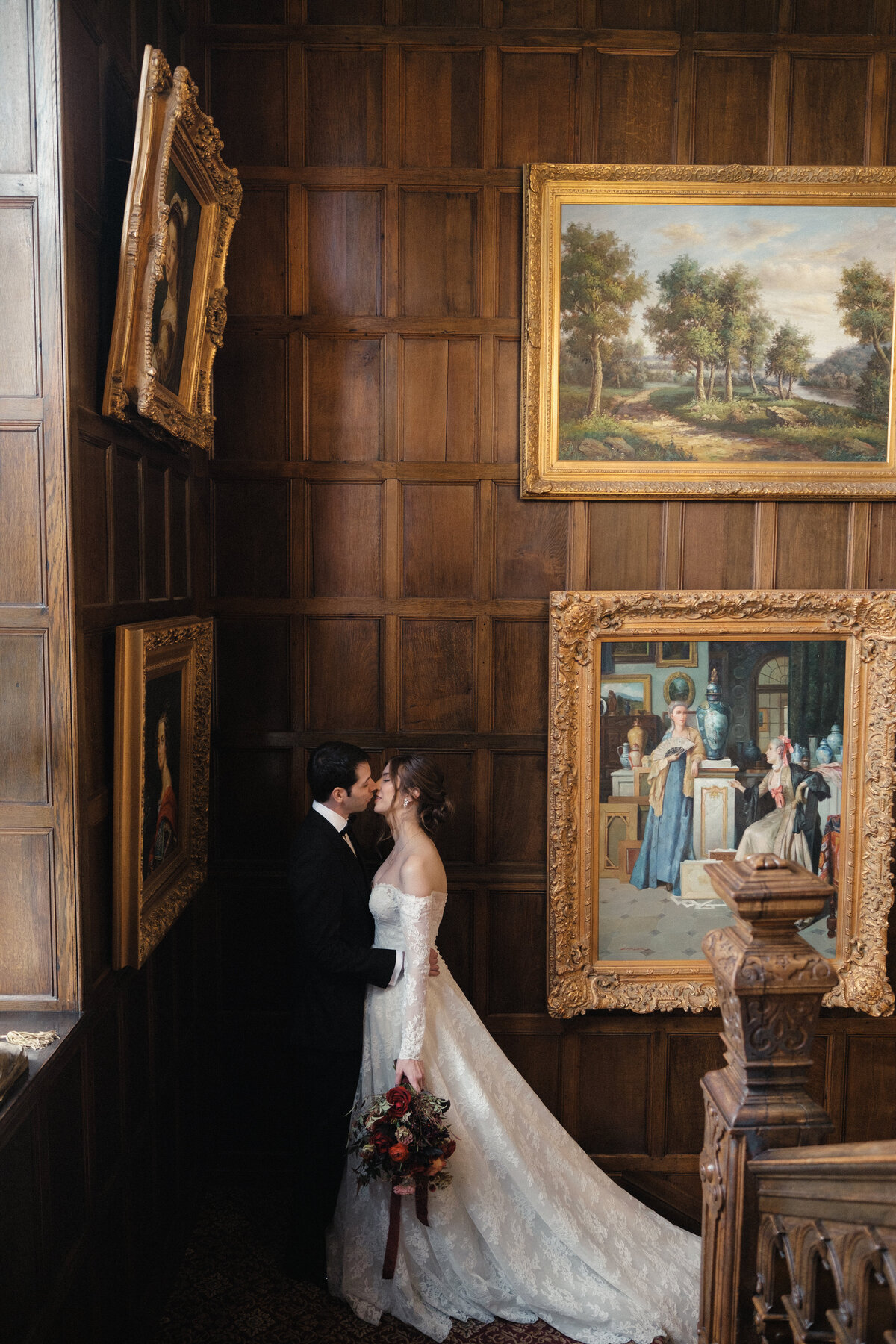 seattle-wedding-florist-flora-pacifica-fall-moody-wedding-thornwood-castle