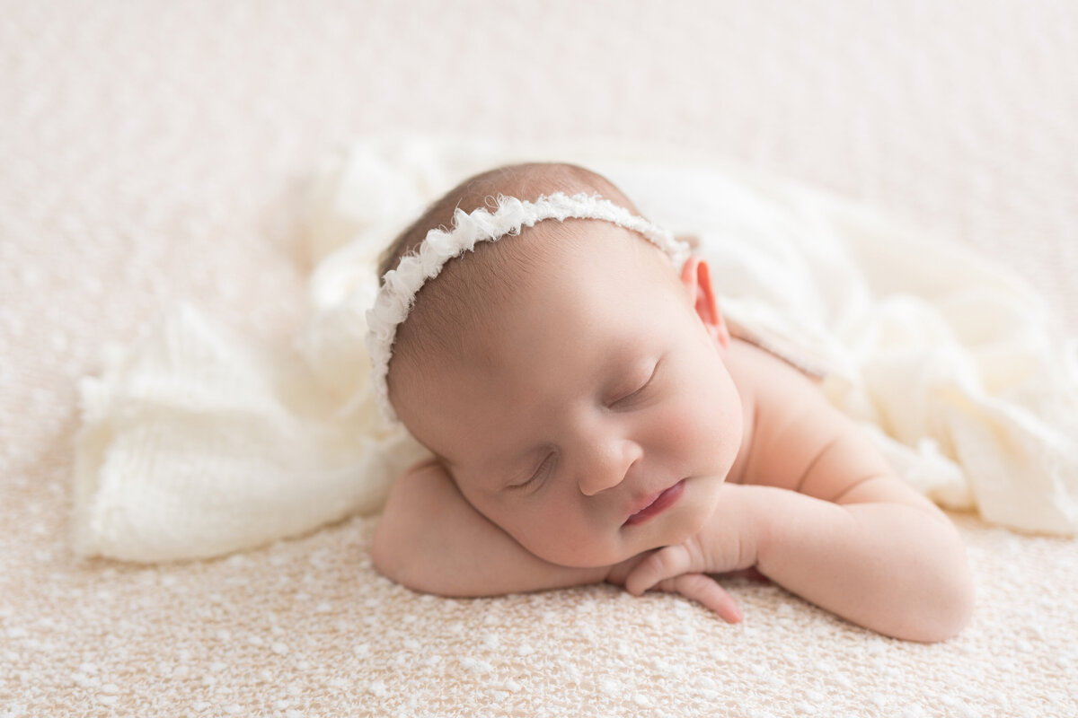 SHP_Nora F Newborn-14