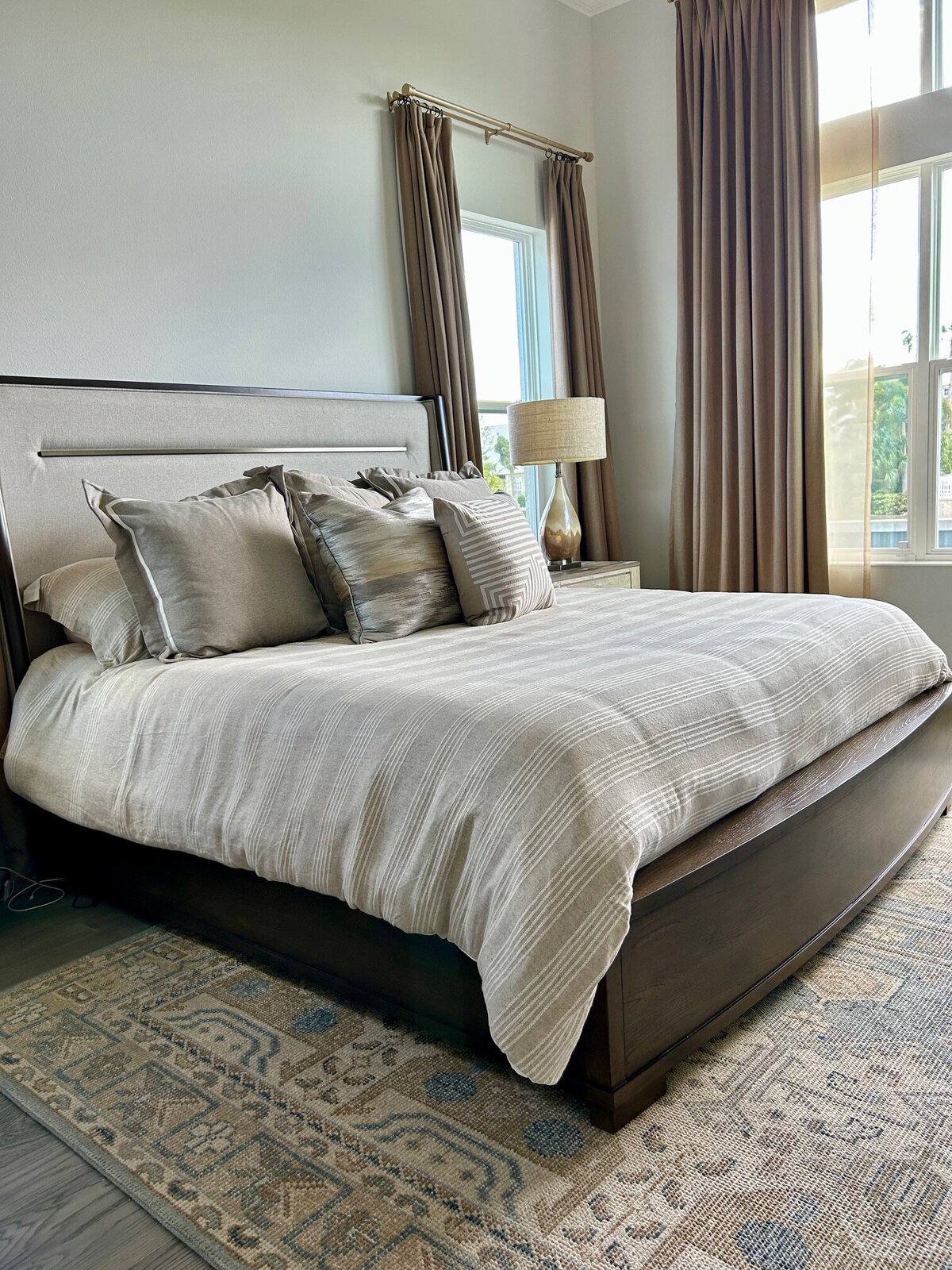 sally-barton-interiors-bedroom-design-apollo-beach-florida-model-home-merchandising