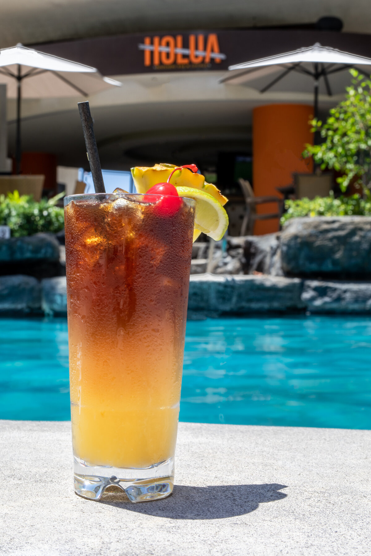 Outrigger Kona Holua poolside Mai Tai cocktail.