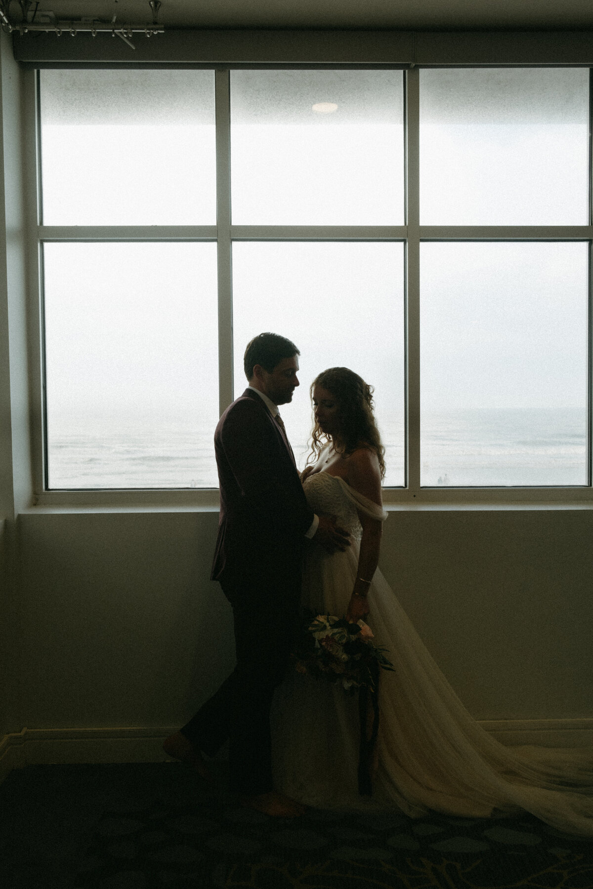 Danny-Nora-Wedding-Tides-Hotel-Folly-Beach-SC-Wedding-Venues-Charleston-SC-Wedding-Photographer-Near-Me (6 of 13)
