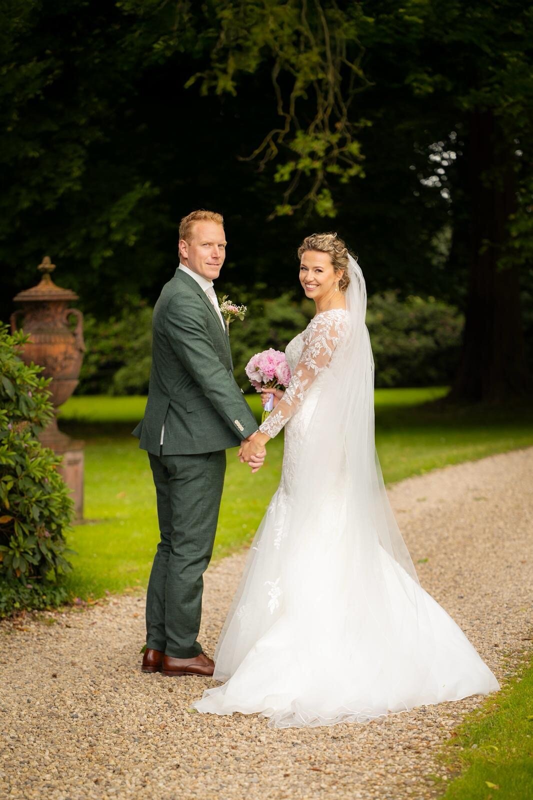 6b7ad14e-6860-48fe-8d2d-165d6d2409a5