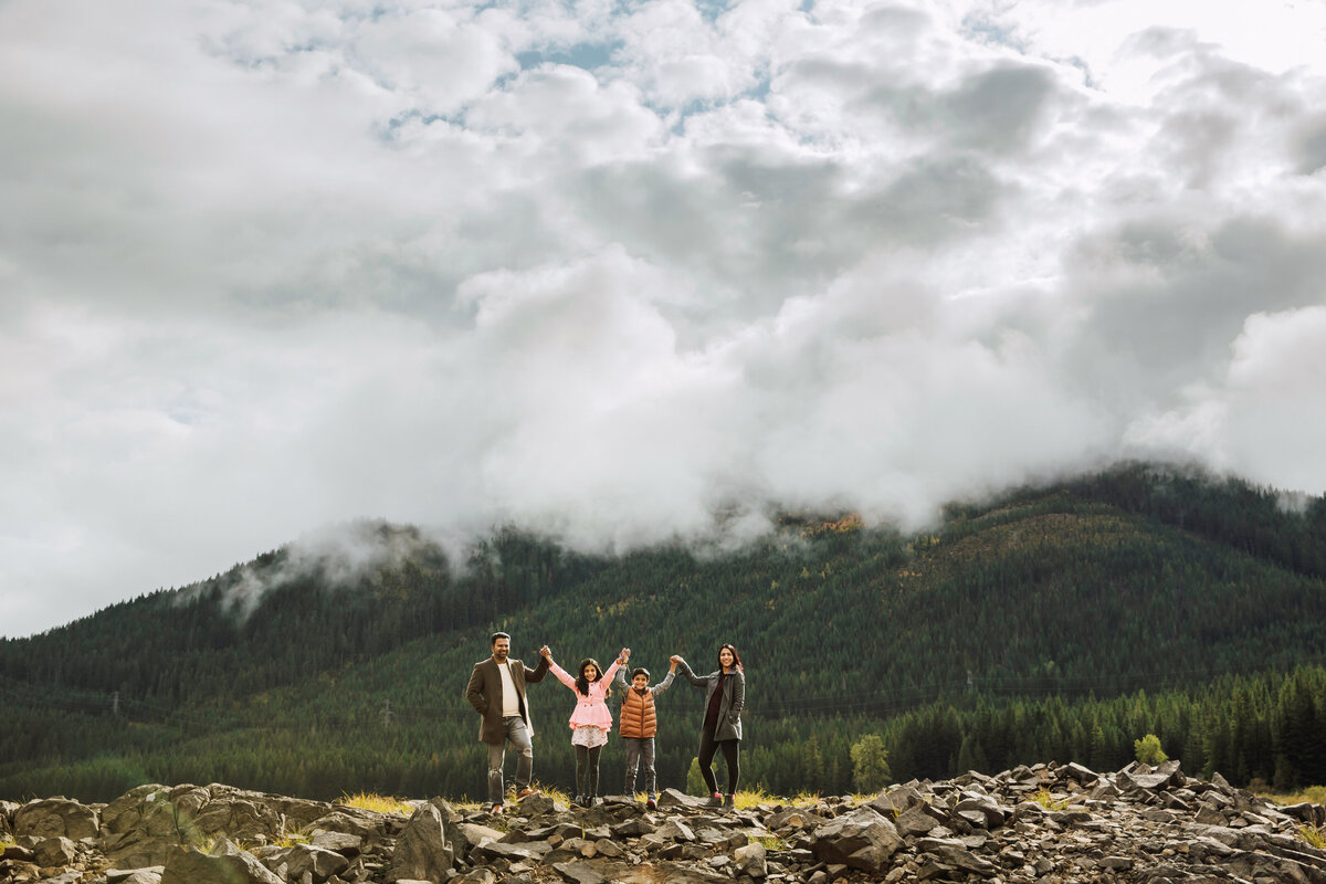 Seattle-adventure-family-photographer-James-Thomas-Long-Photography-071