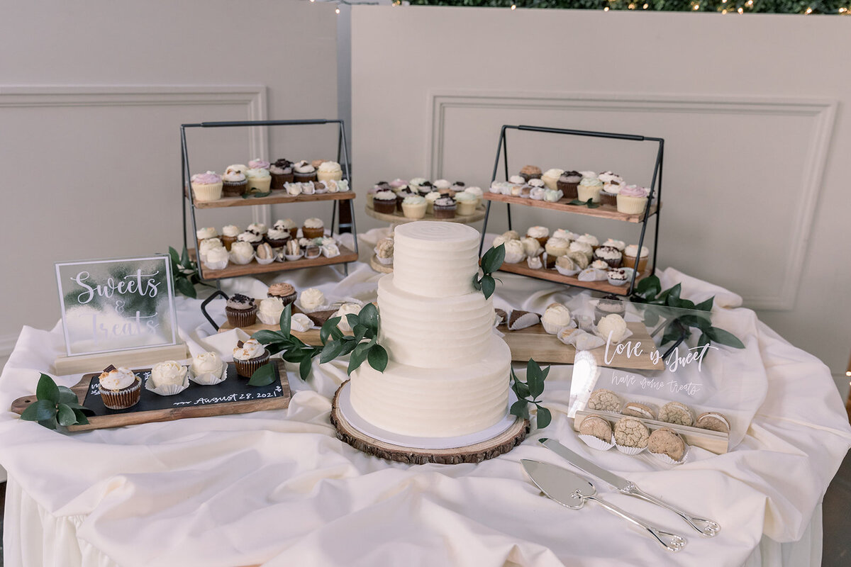 Detroit-Michigan-Wedding-Photographer-Morgan-and-Kyle-31