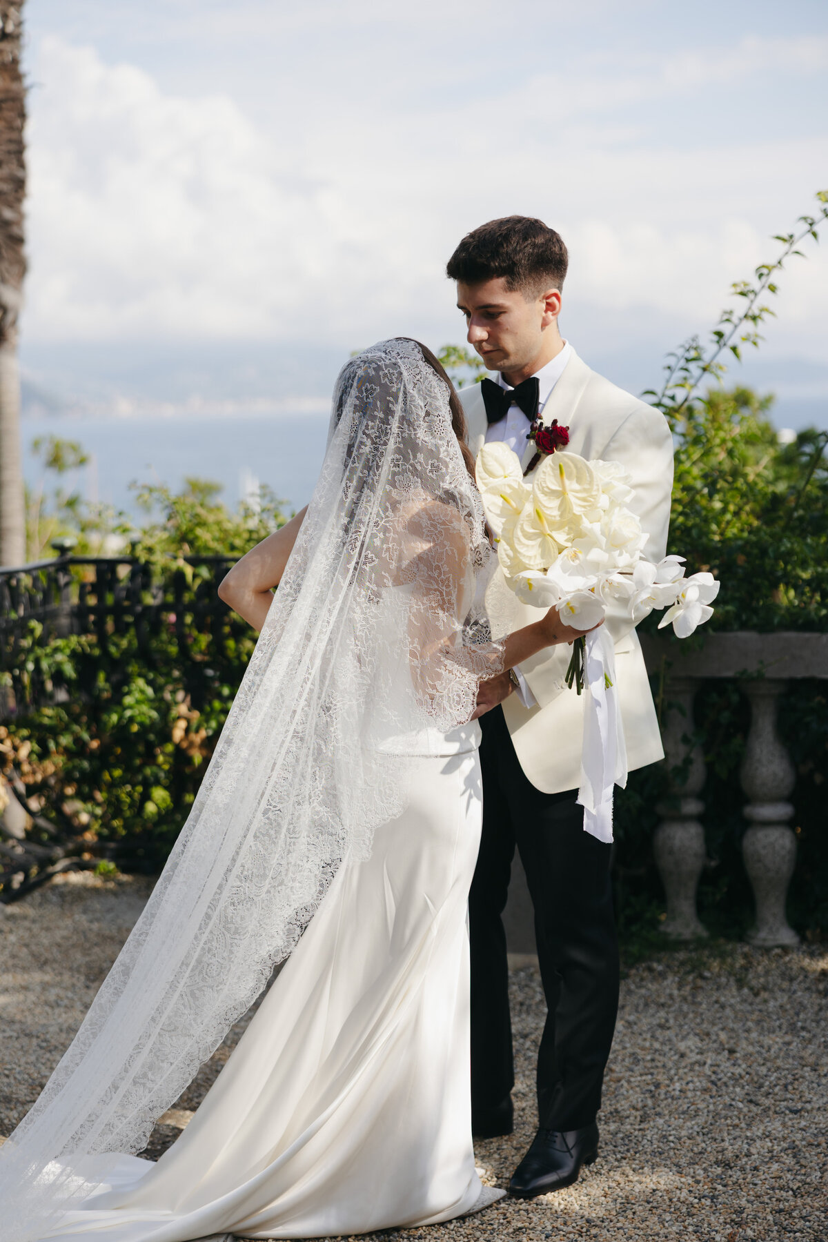 Cacie_Carroll@CacieCarrollPhotography_KriziaandNick_WeddingDayatVillaDurazzo_SantaMargheritaItaly-320