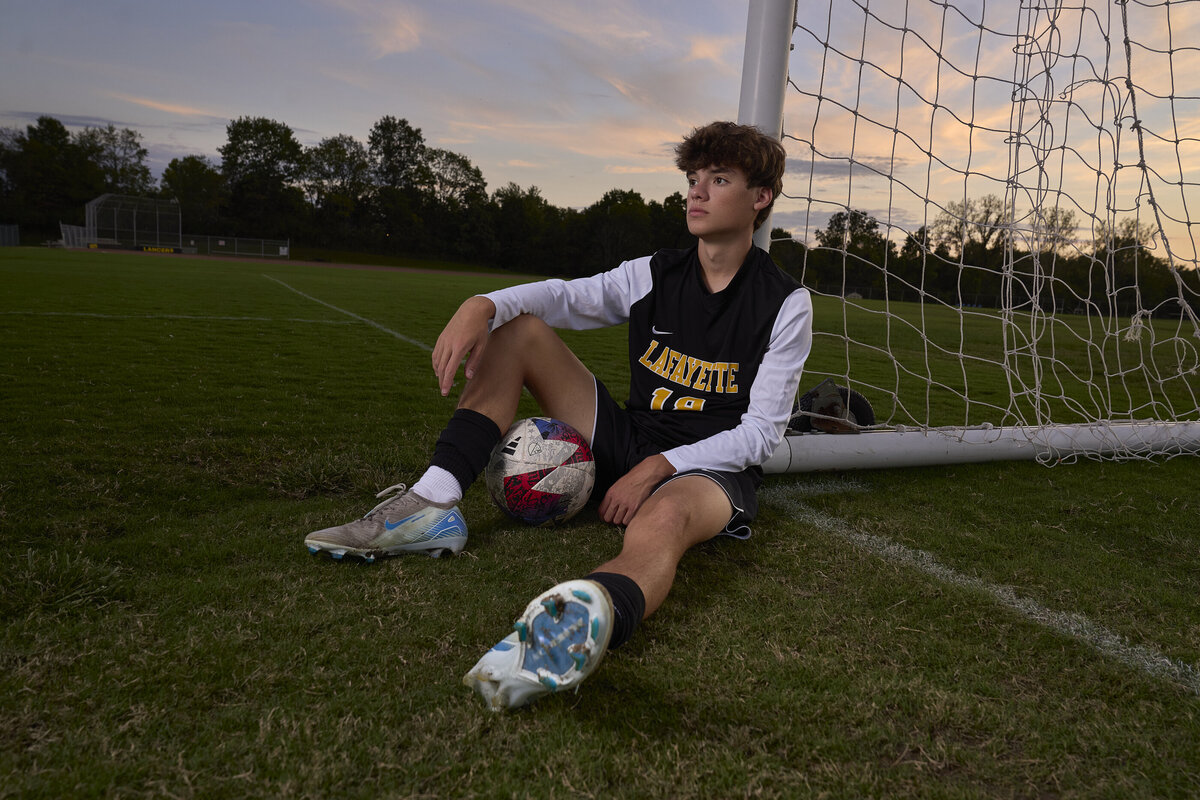 St. Louis senior photographer. senior guy soccer photos. Blanca Parciak Photography _58 (18)