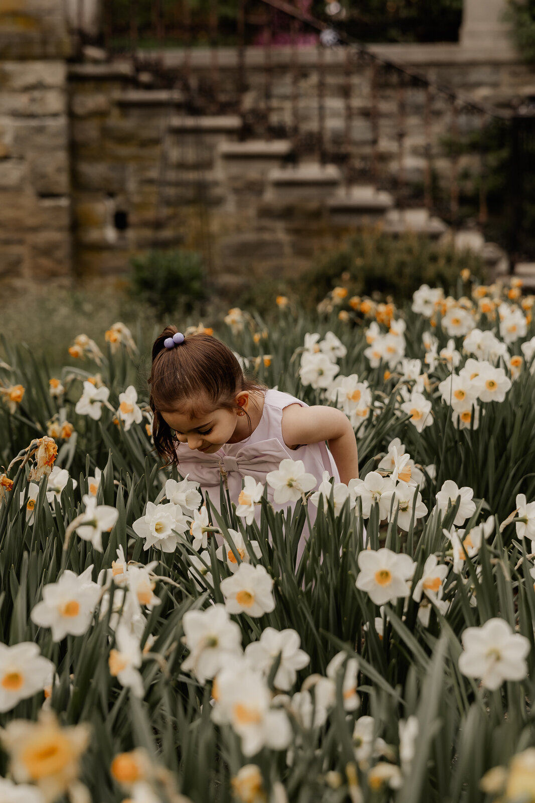 family photoshoot at ringwood botanical gardens nj