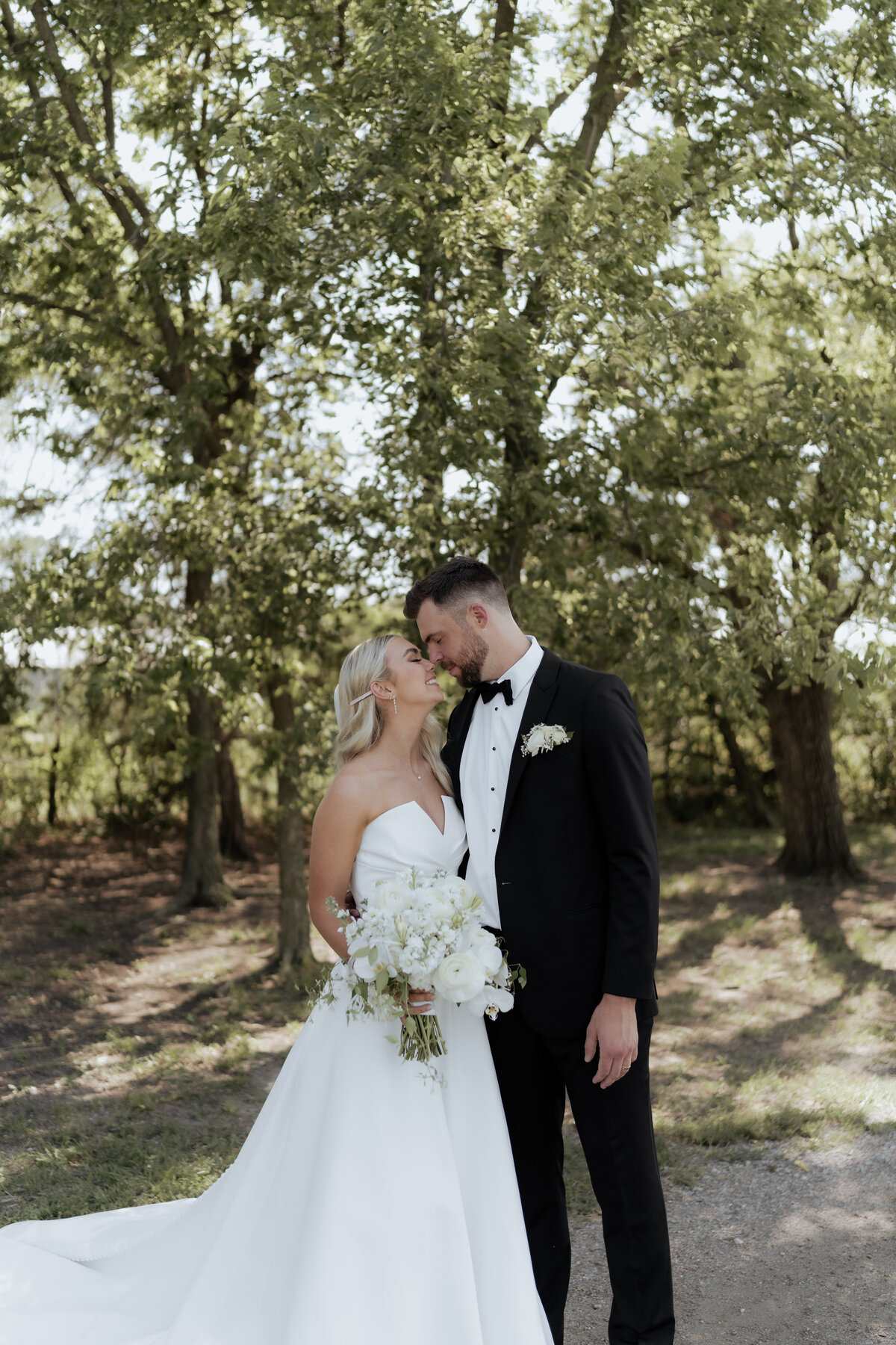 pile-wedding-474