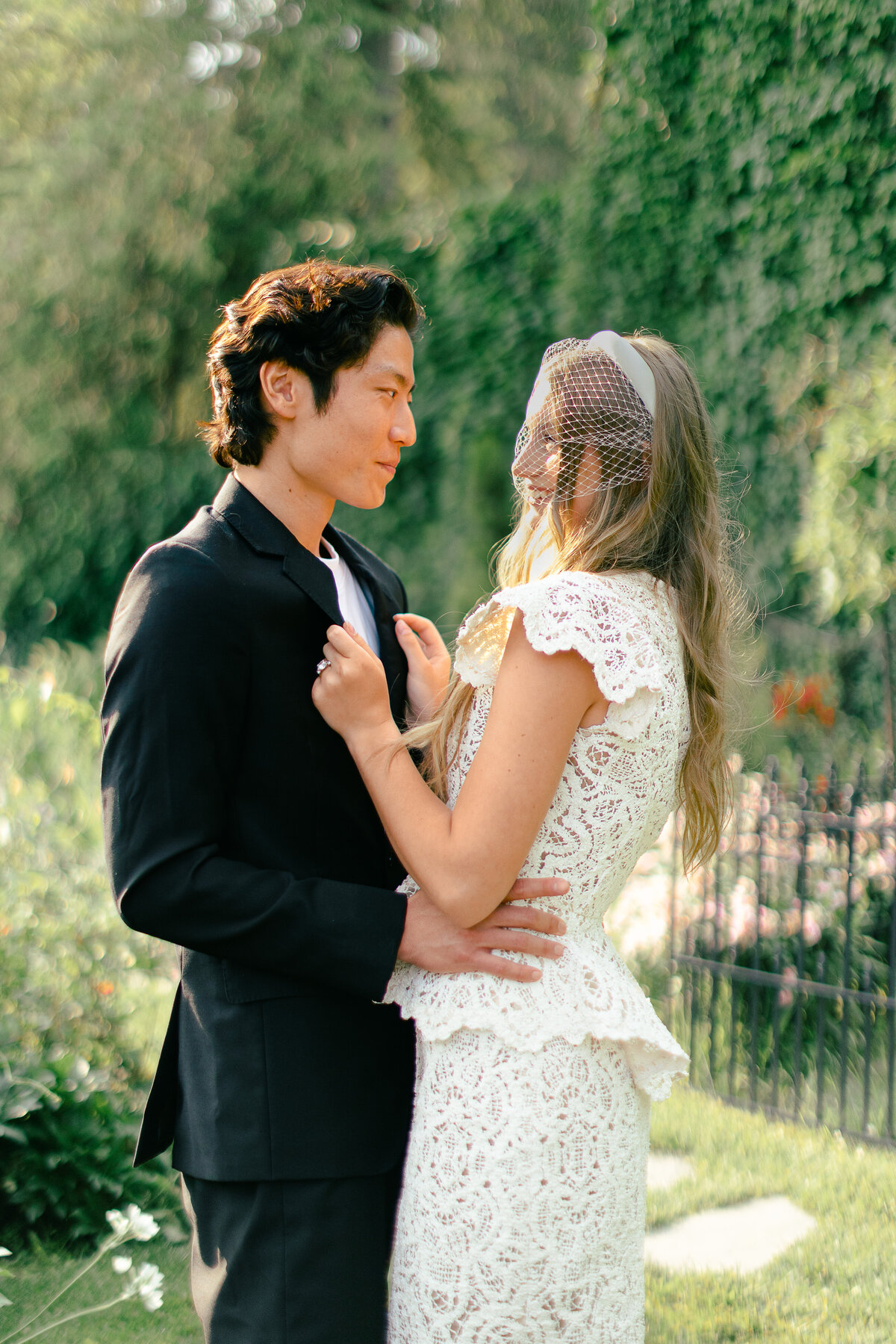 Jordyn_Dryden_Traverse_City_Michigan_Wedding_Photographer-1