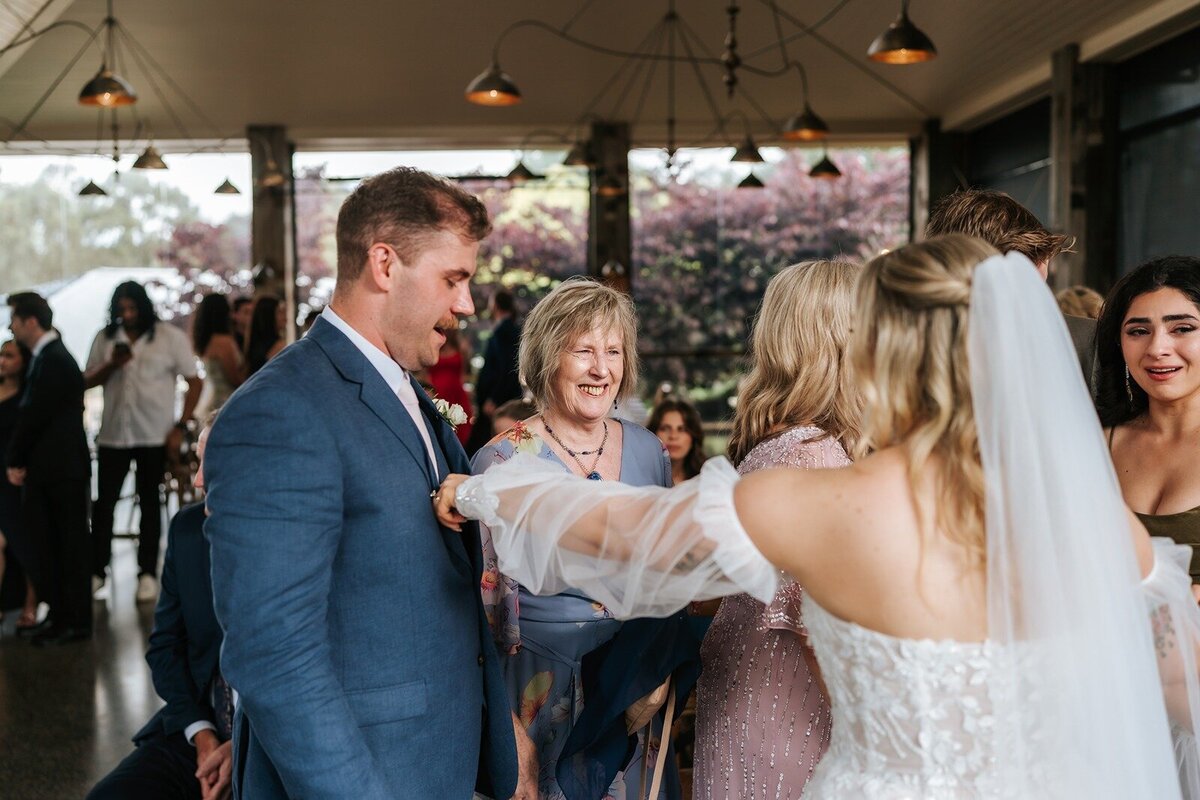 Elope-styled-micro-intimate-wedding-elopement-flowerdale-estate-marriage25