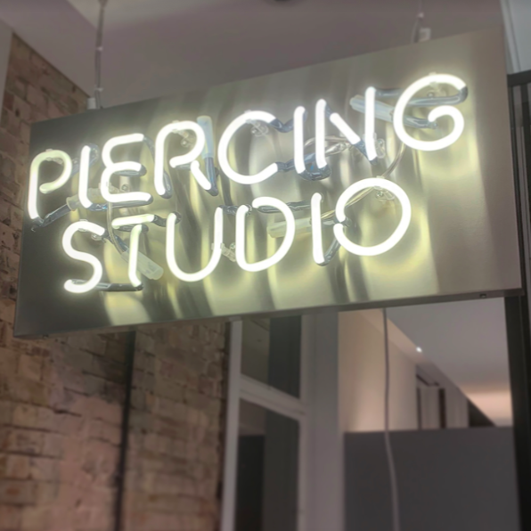 Neon Piercing Studio Sign