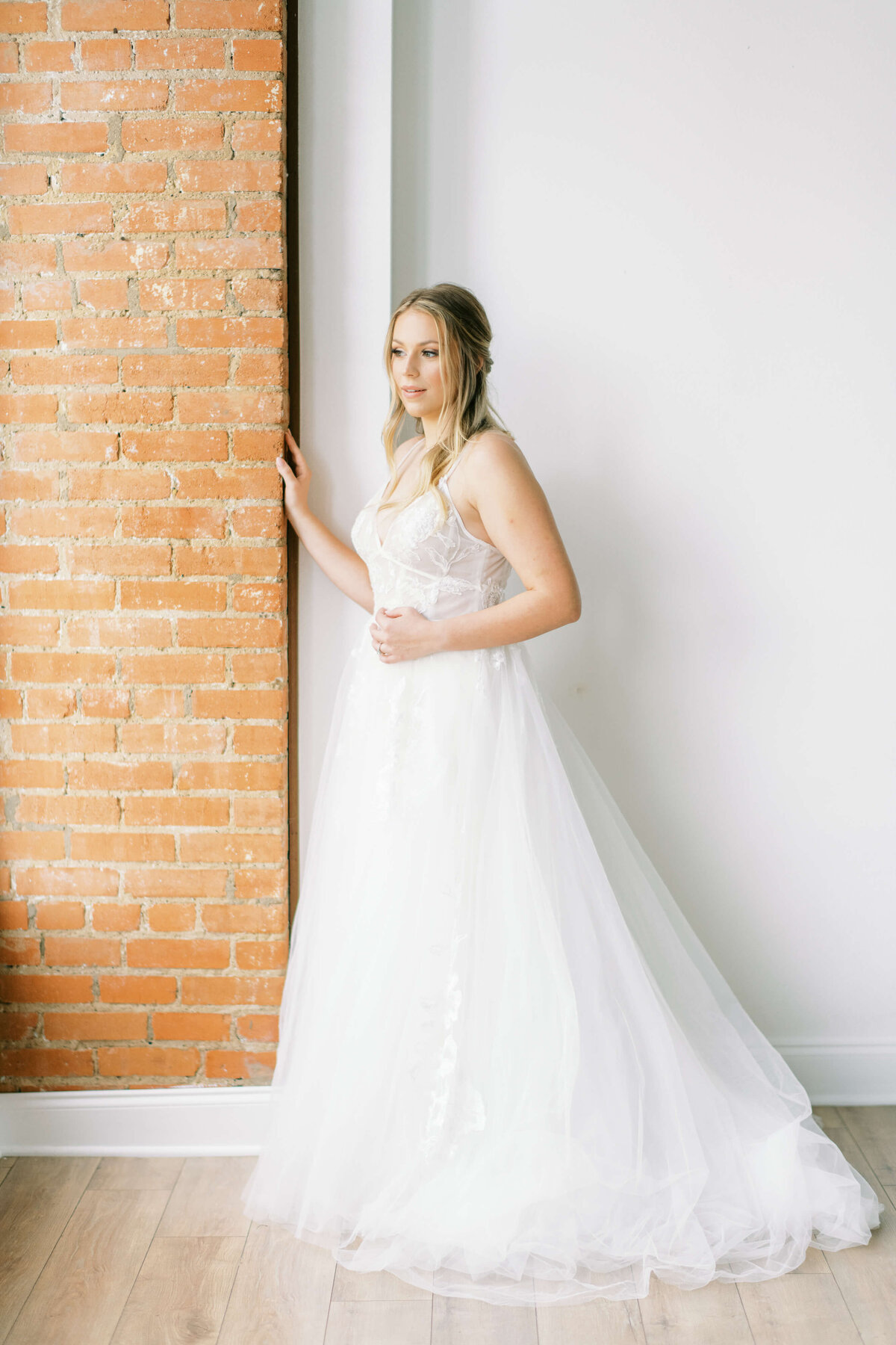 Kate Panza Photography Lumen Room Victoria Bridal Session_9727