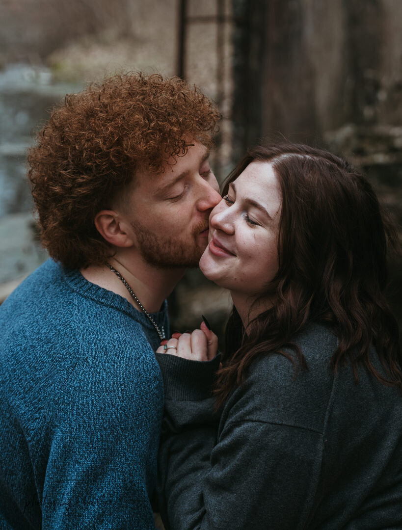 milwaukee engagement photographer-67