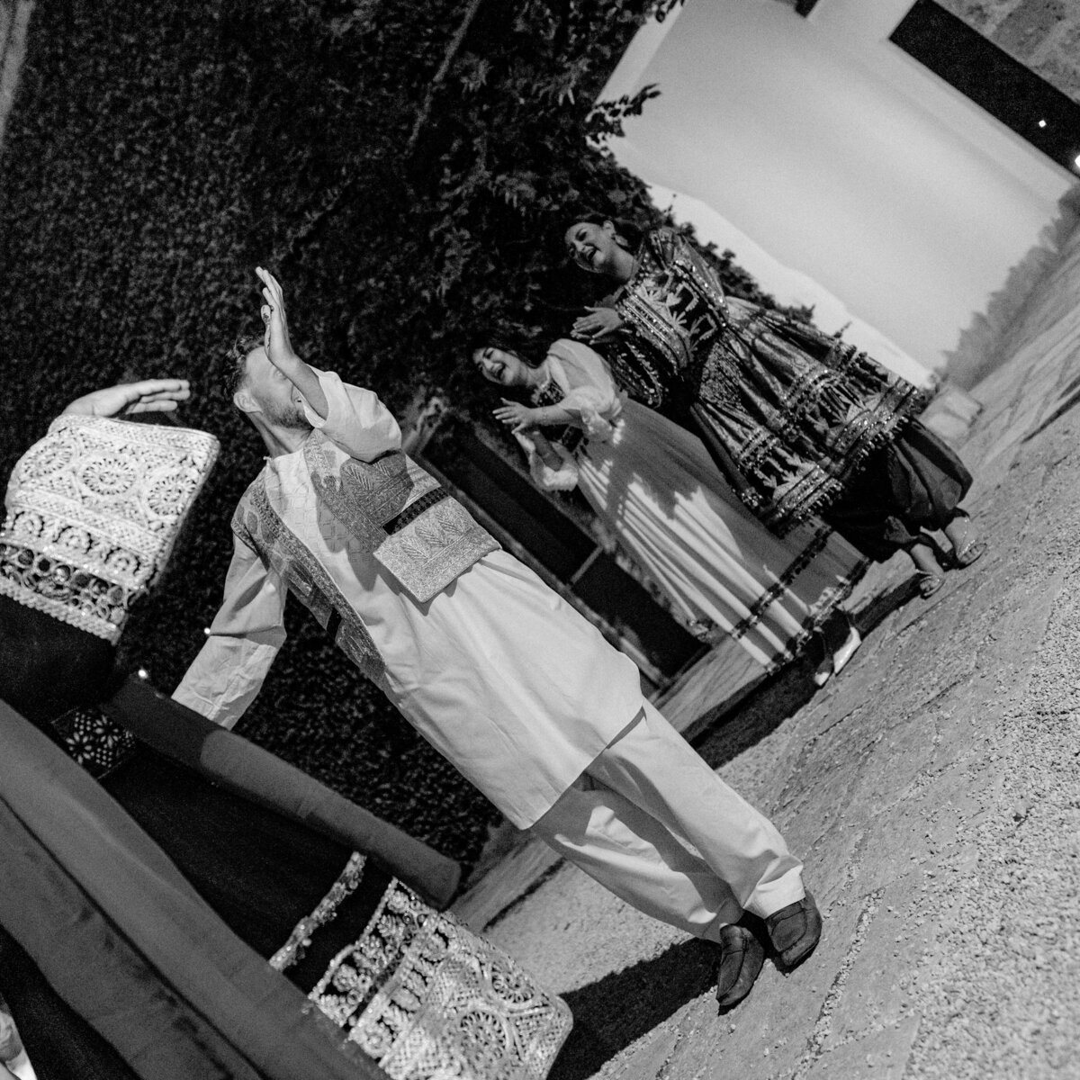 0409 Emma Haidar_Rayhanna and Cam_Welcome Party_Henna Party_Puglia_Italy_Masseria