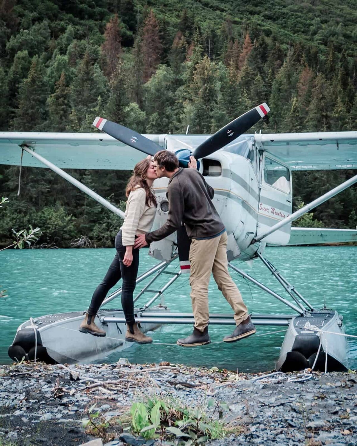 luxury-romantic-couples-excursion-idea-alaska-travel-2-Soul-and-Sky-Weddings