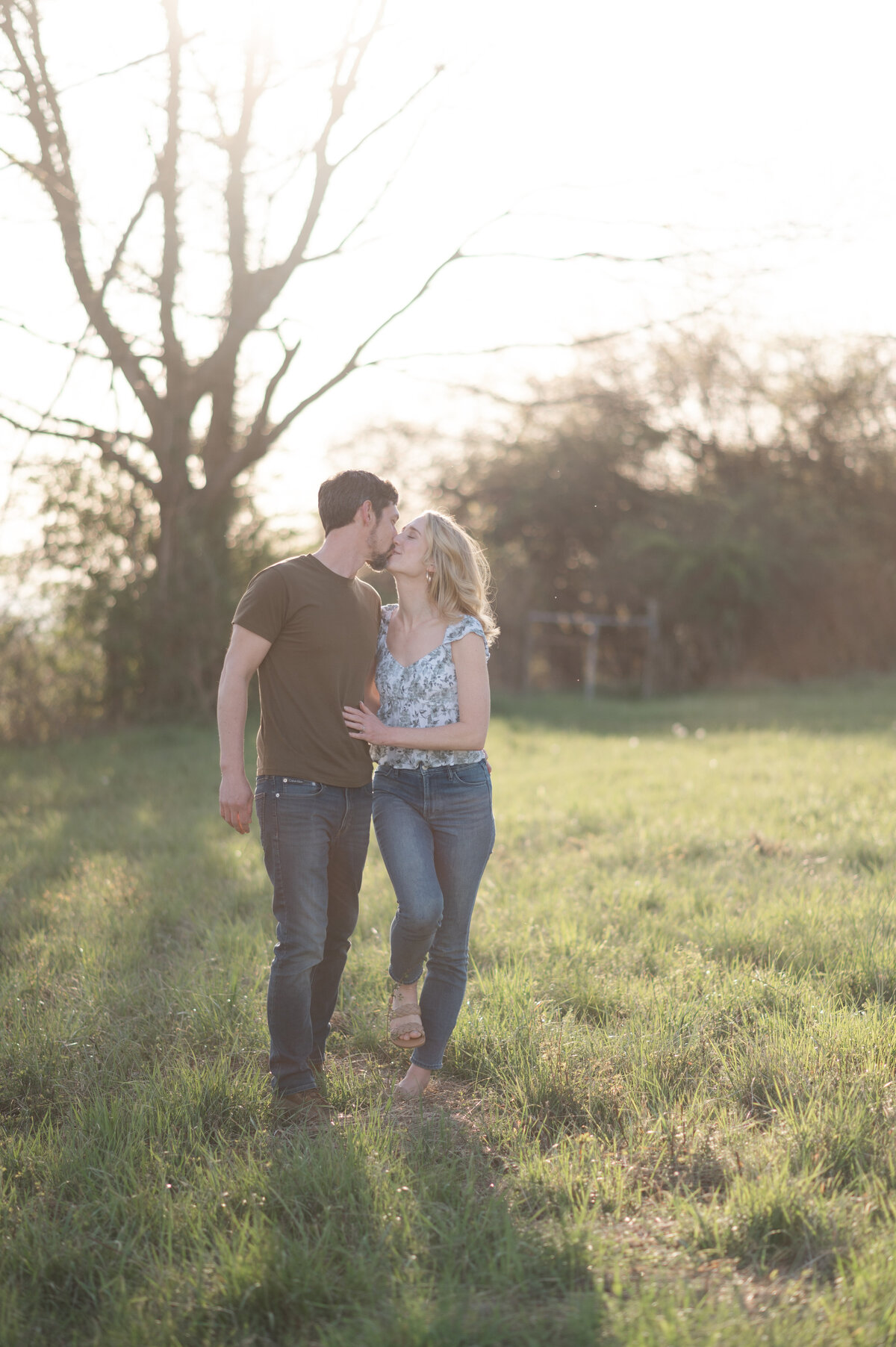 2025_StephWhitehillPhoto_K&J_Engagement-13
