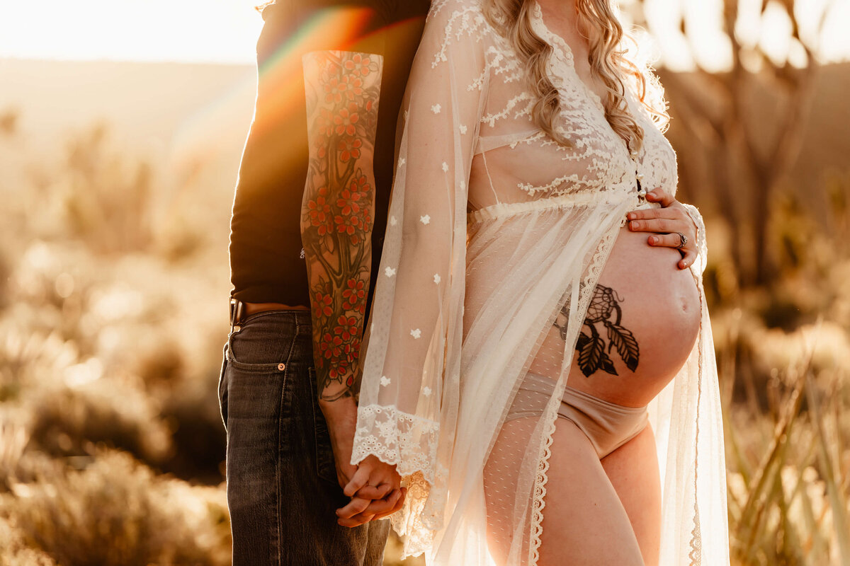 golden-hour-maternity-las-vegas