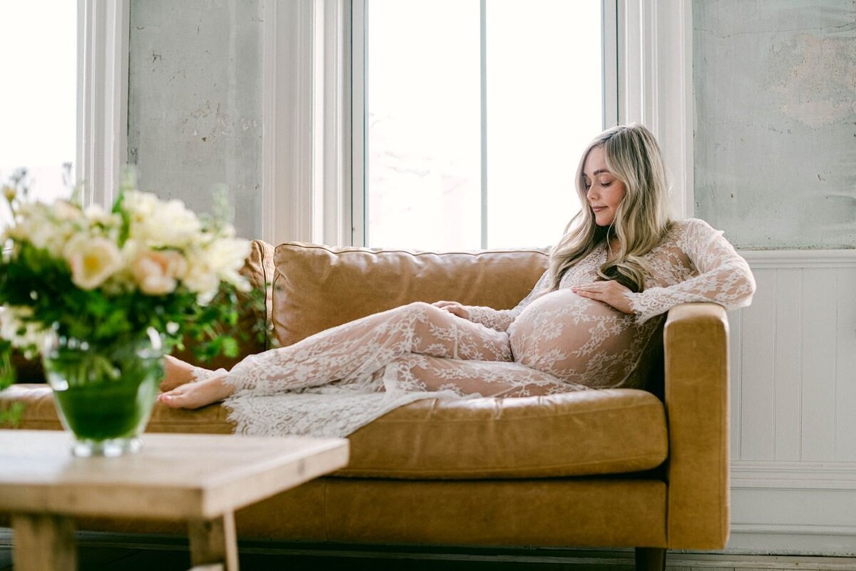bella-luce-by-michelle-andrea-new-england-photographer-maternity-kimberly-karl-33