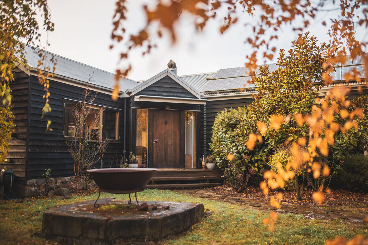 FlopHouse Woolshed Property-155
