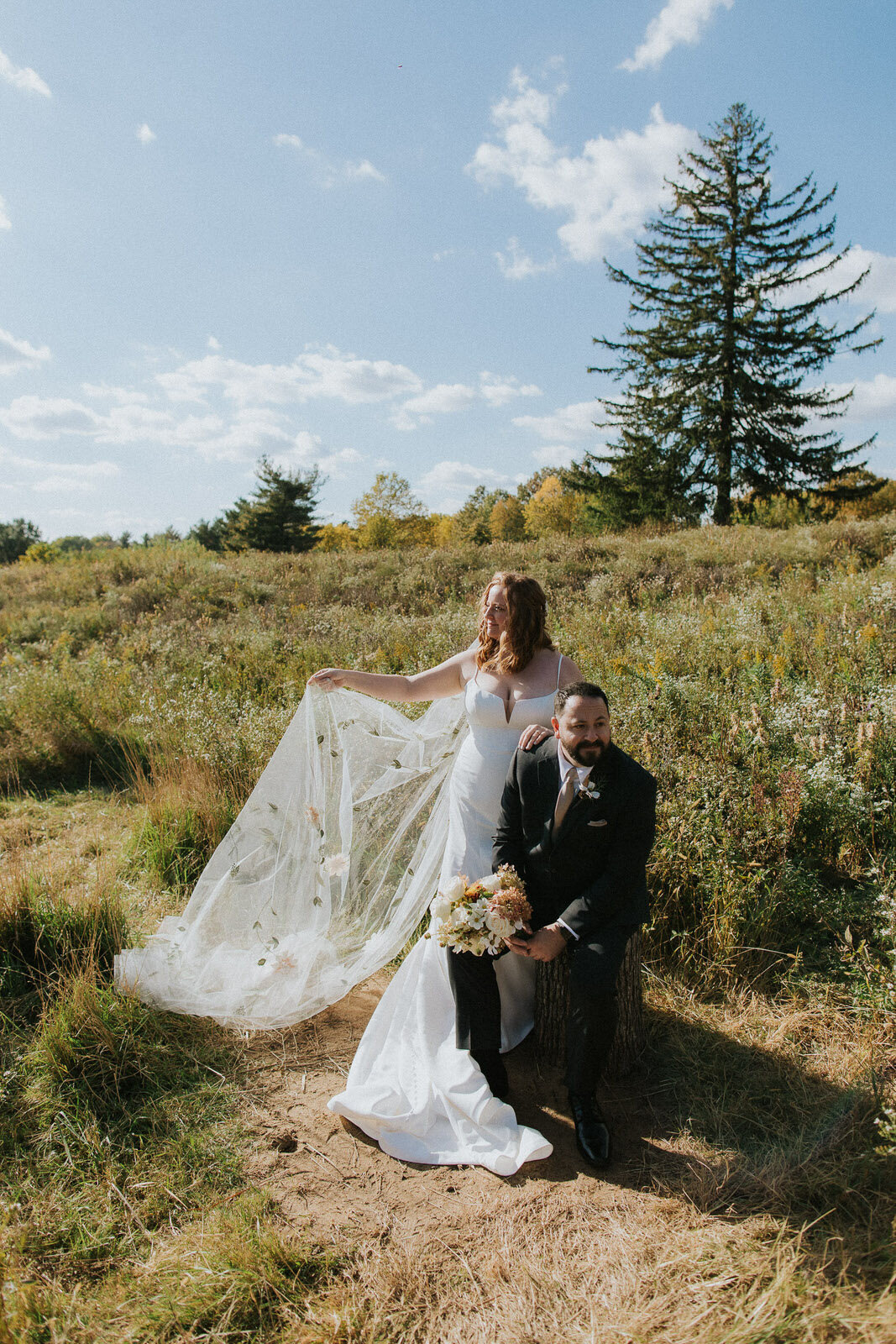 wedding-peoria-illinois-trailside-event-center-fall-october-boho-floral-romantic-rachael-marie-32-1