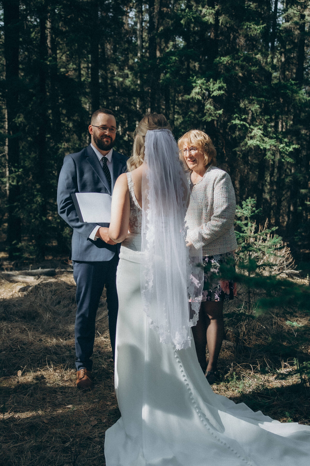 vpc-canmore-spring-elopement-30