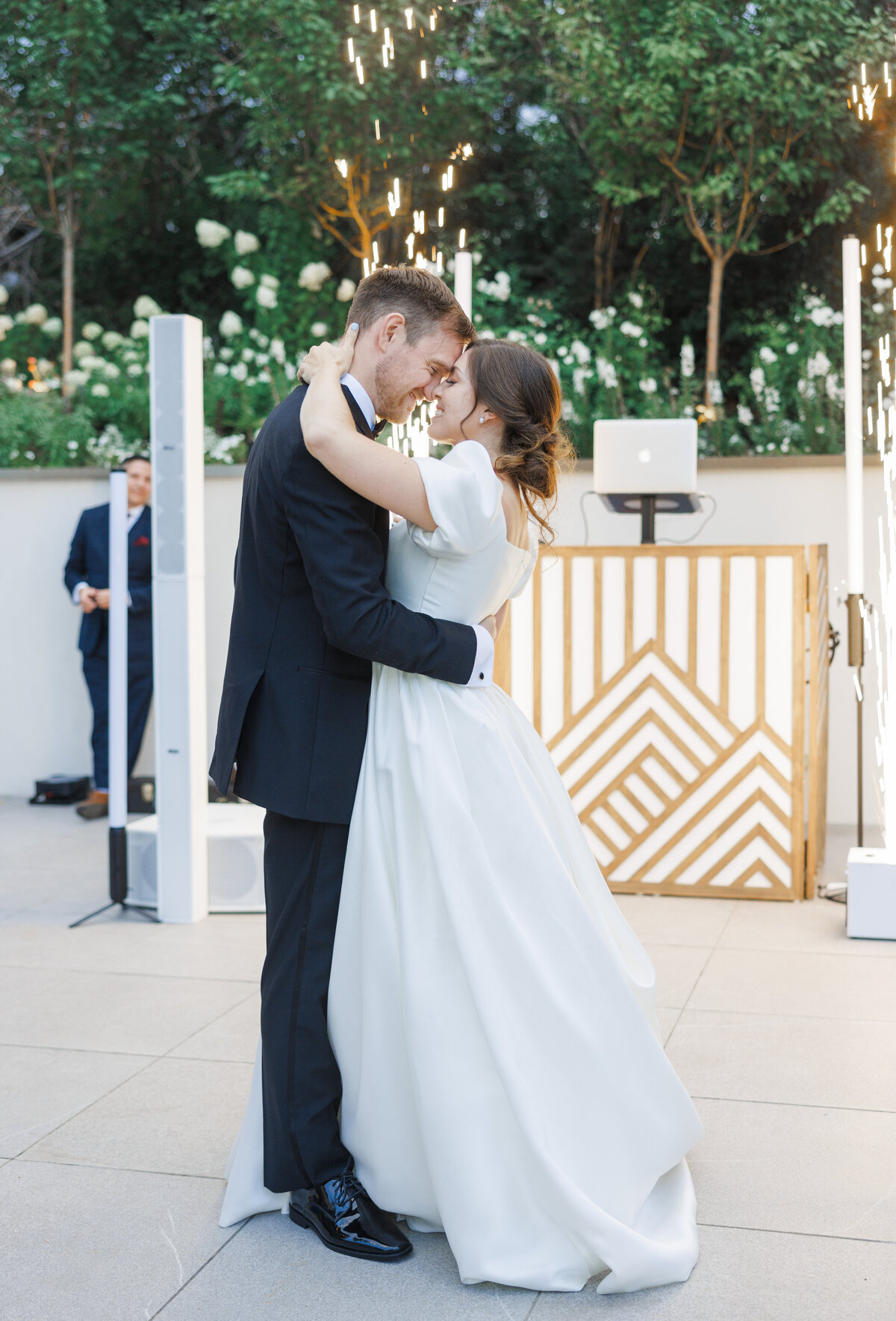 Angela + Brandon Sneak Peeks 91