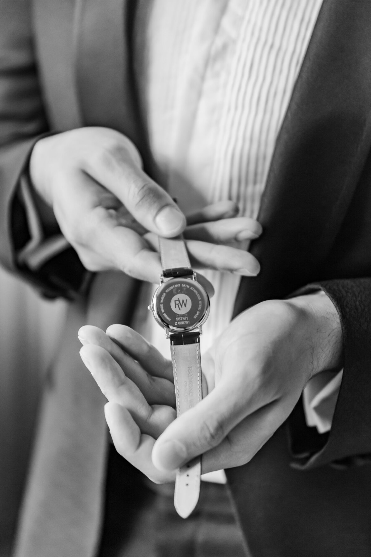 ClaireandKunalWeddingGroomPrepBW(84of124)