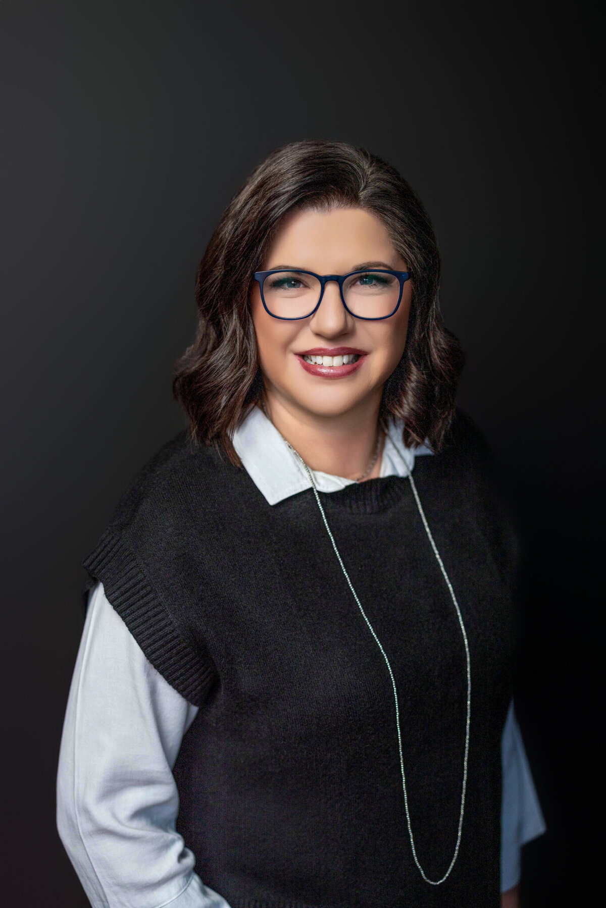 headshot-portraits-female-studio-30