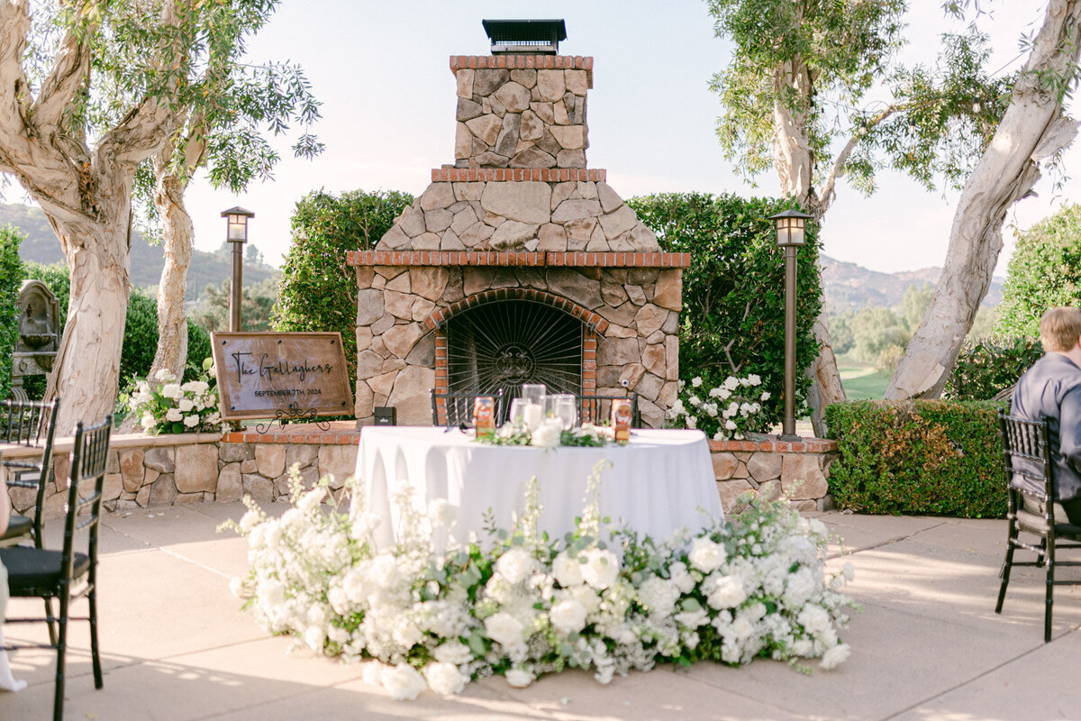 A breathtaking Destination Wedding, where Emily and Ross exchanged vows against the backdrop at the Twin Oaks Golf Resort captured with a timeless, editorial eye by Michael Asmussen, an internationally recognized destination wedding photographer specializing in luxury celebrations. Explore more of Michael’s work in Orange County, Palm Springs, Los Angeles, San Diego, Tokyo Japan, Las Vegas, Seoul and beyond.