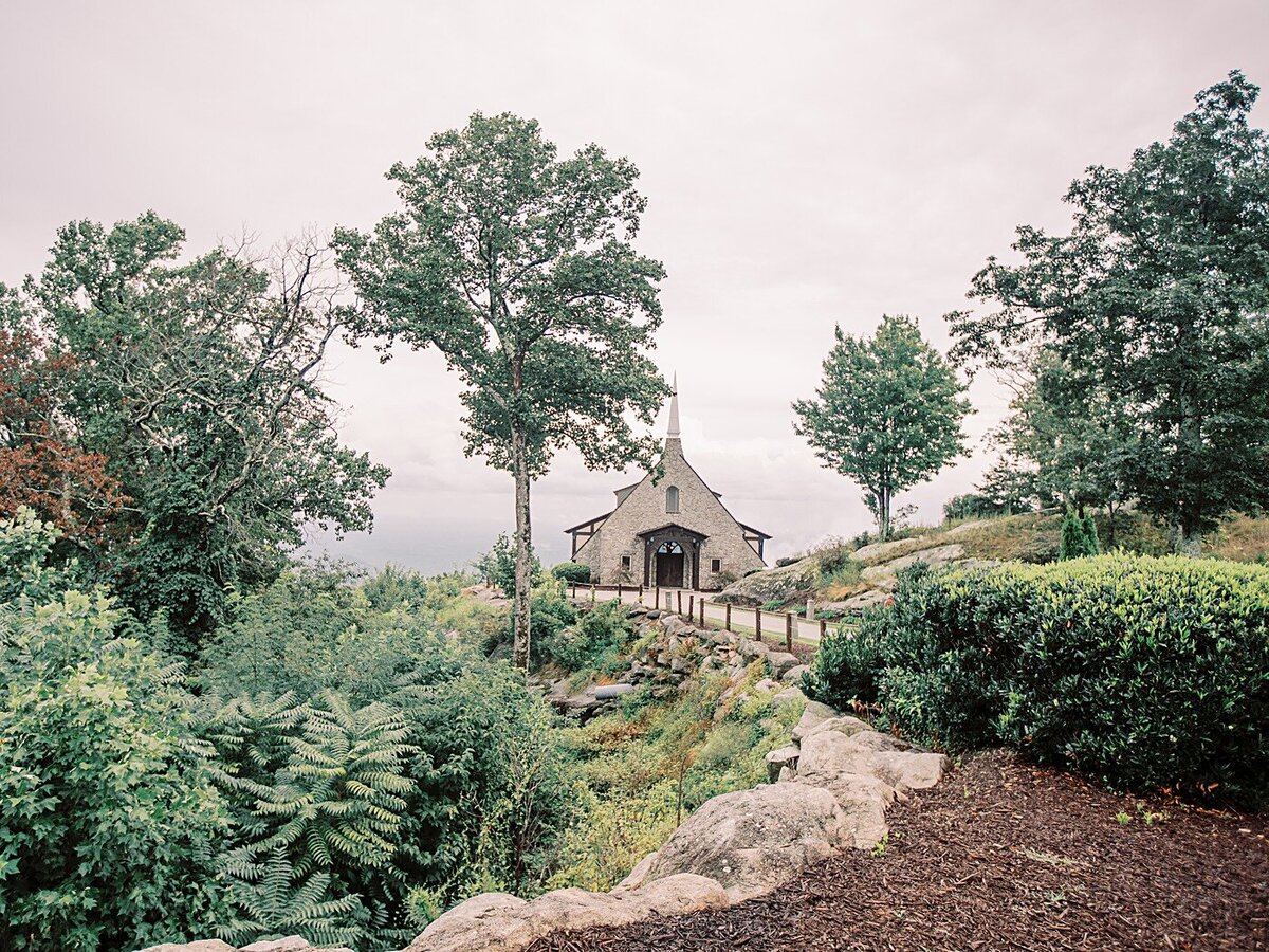 wedding-bride-groom-newlyweds-greenville-sc-nc