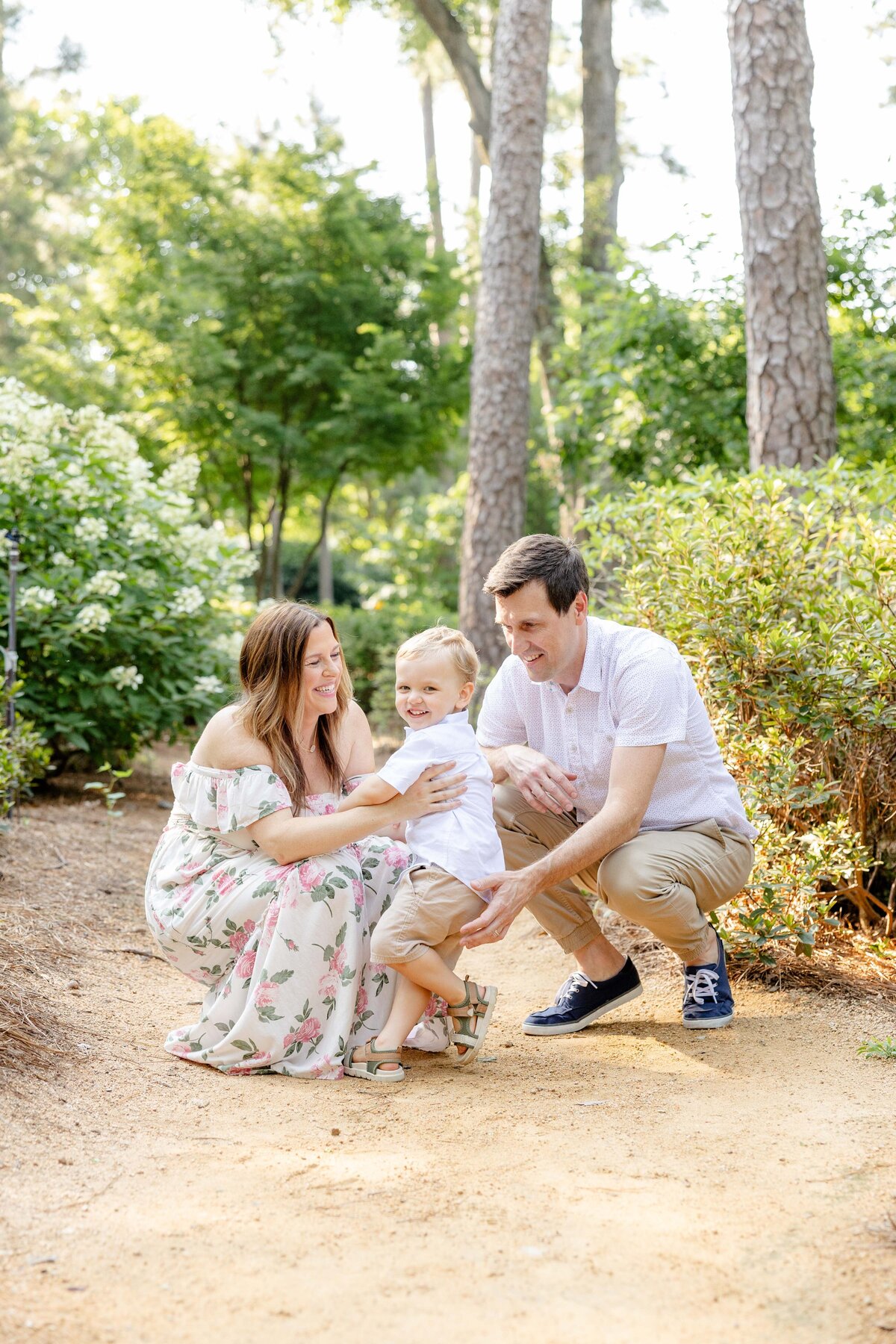Raleigh-NC-summer-mini-session-Magnolia-and-Grace-Photography-Co-SarahW# (1)-24
