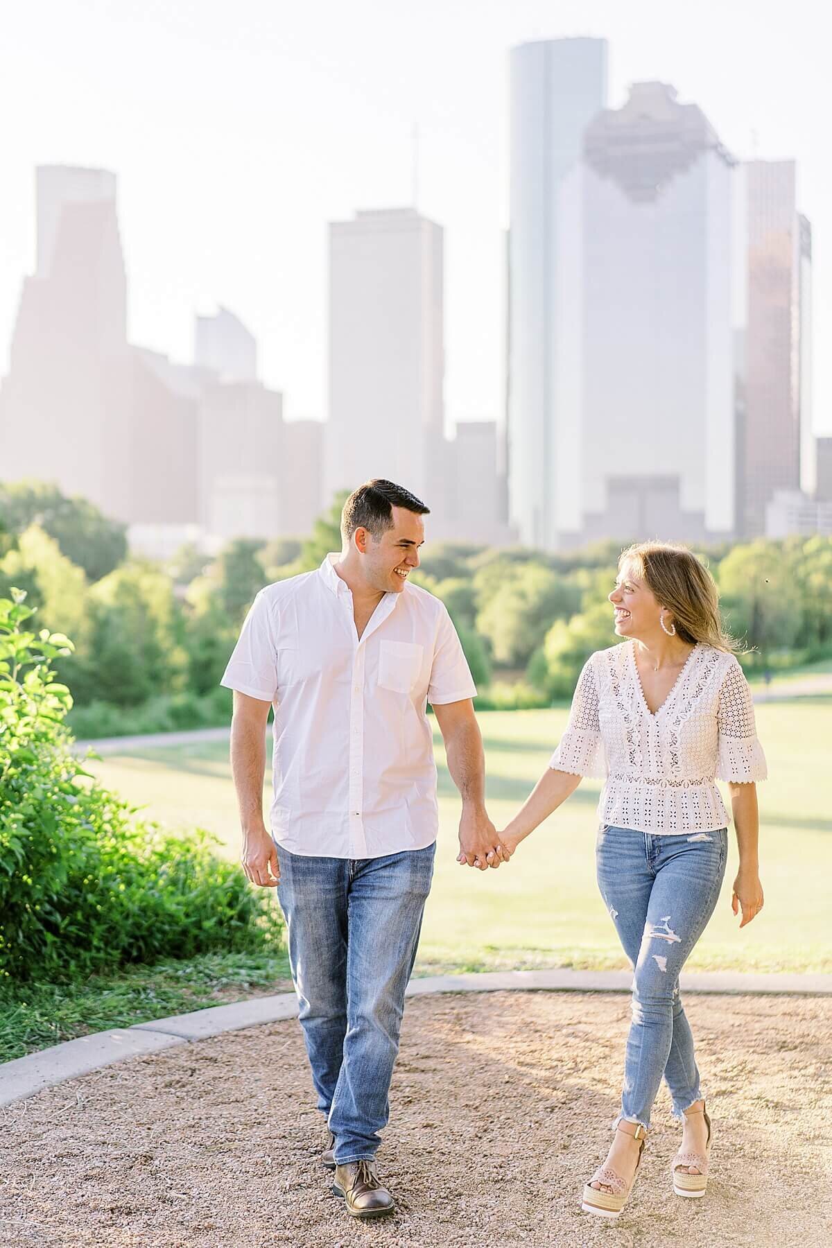 McGovern-Centennial-Gardens-Hermann-Park-Engagement-Session-Alicia-Yarrish-Photography_0002