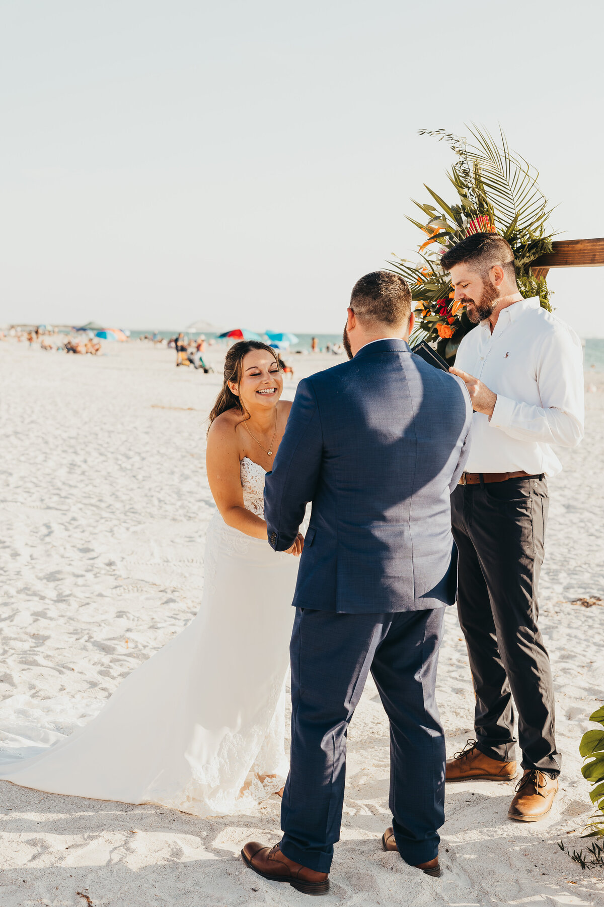 ariel-amir-photo-florida-beach-elopement-tropcial-chantilly-chic-celebrations-26