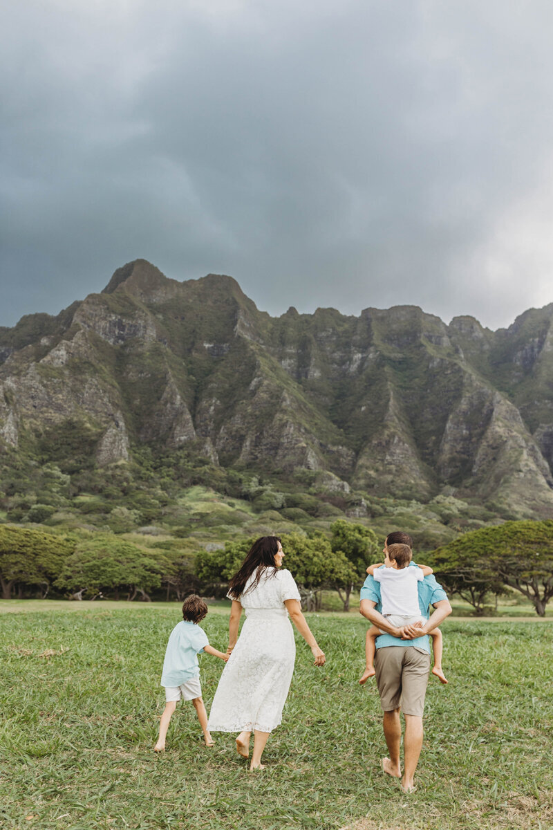 Christina + Kyle Extended Family Session-51