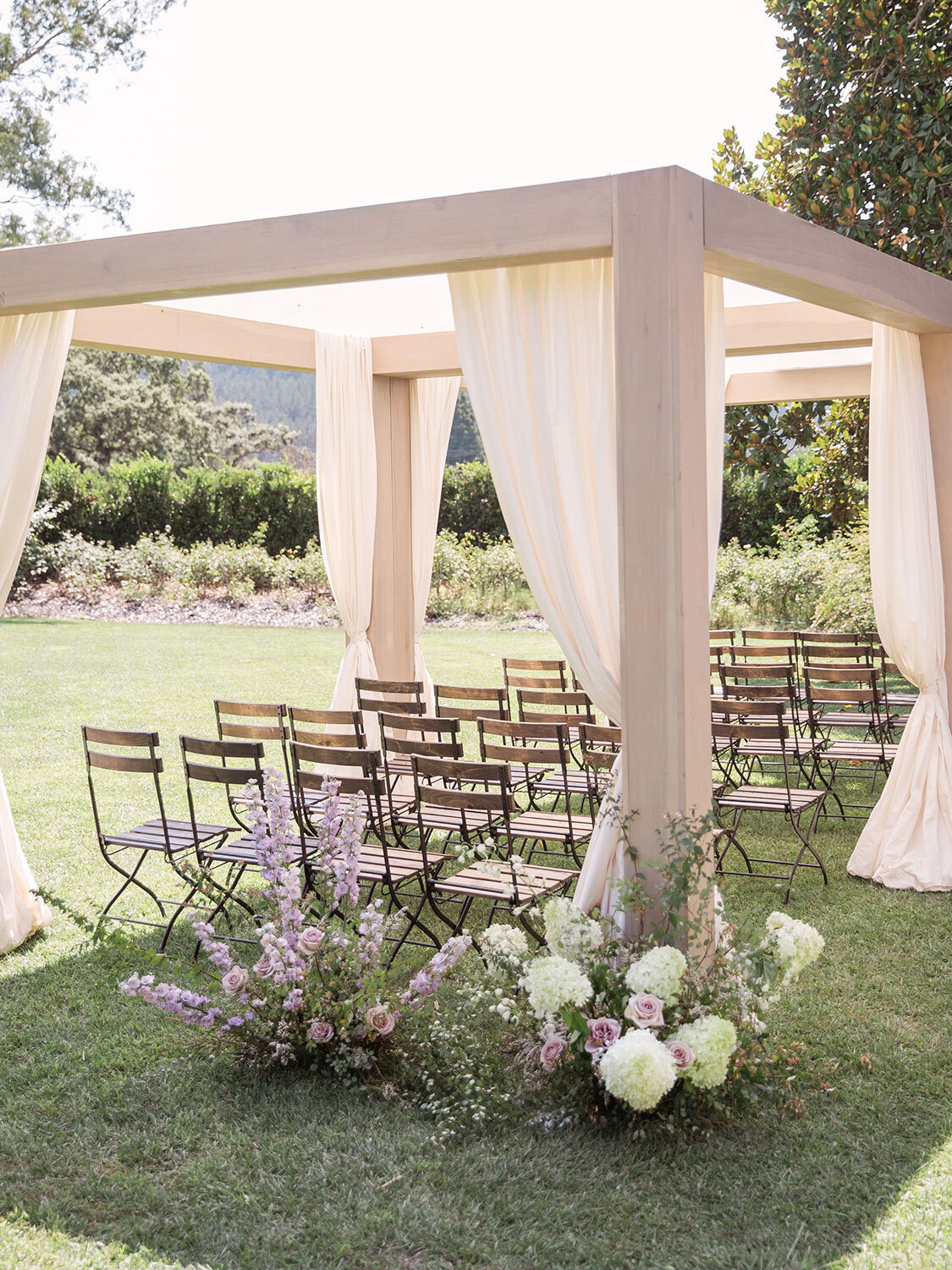 11-annadel-estate-elegant-sonoma-winery-wedding-cabana-guest-seating-fabric-panels