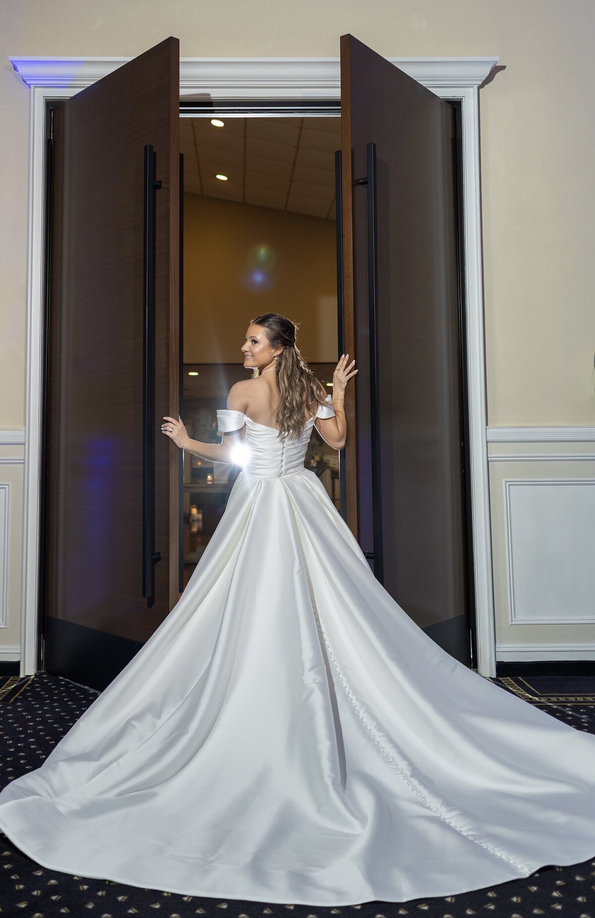 bride-in-anne-barge-wedding-gown