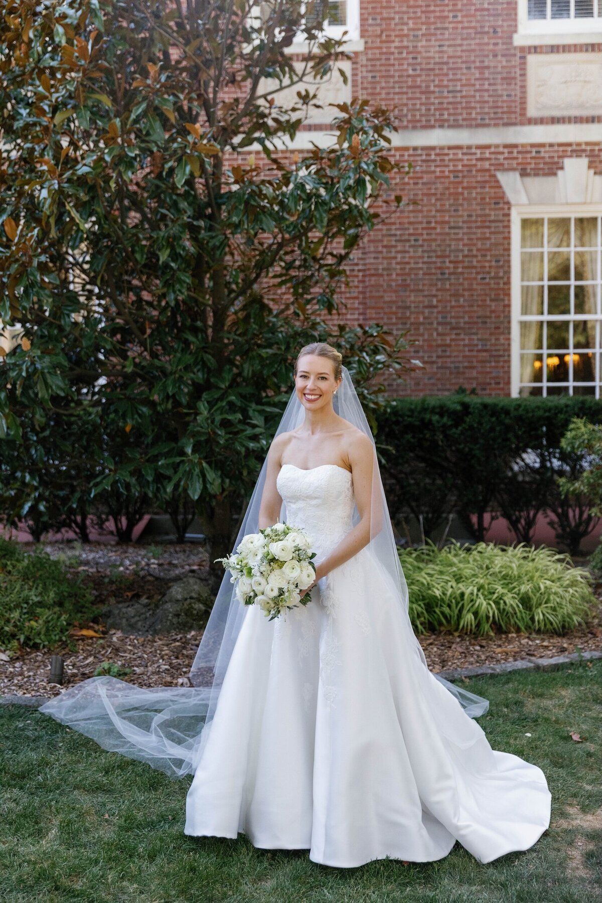 anne-barge-bride