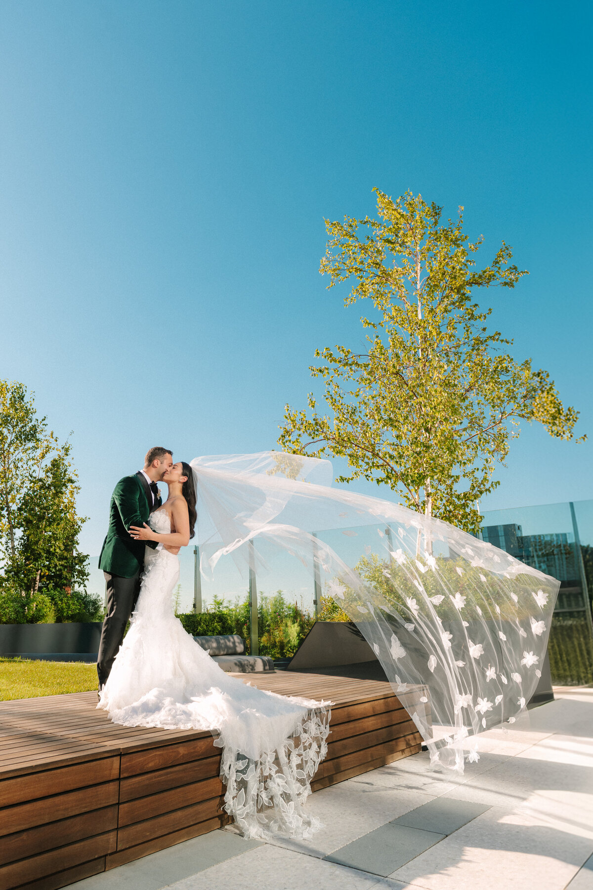 Ed and Aileen Photography Chicago Illinois Digital Film Wedding Engagement Photographers Destination 167 Events6