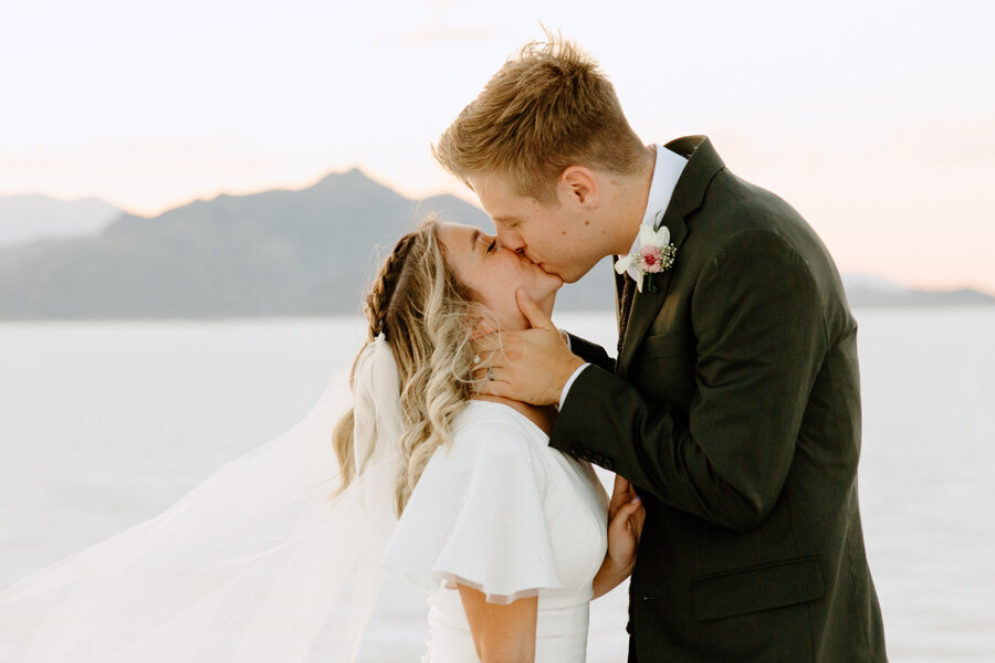 bonneville-salt-flats-wedding_2200