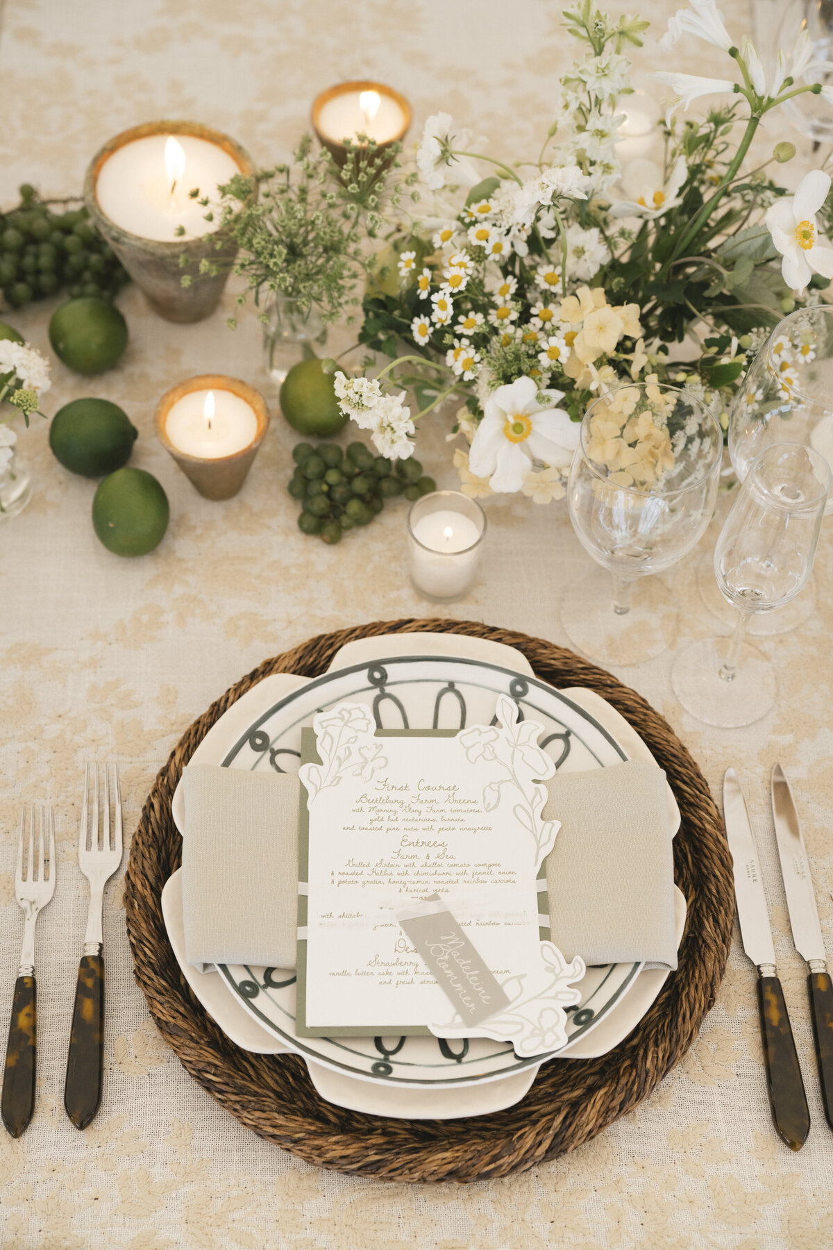 Marthas-vineyard-wedding-planner-kg-events-design-luxury-destination-weddings-private-events-corporate-events-edgartown-ma-event-designer-outdoor-tented-wedding-reception-island-wedding-vogue-wedding-pohogonot-182