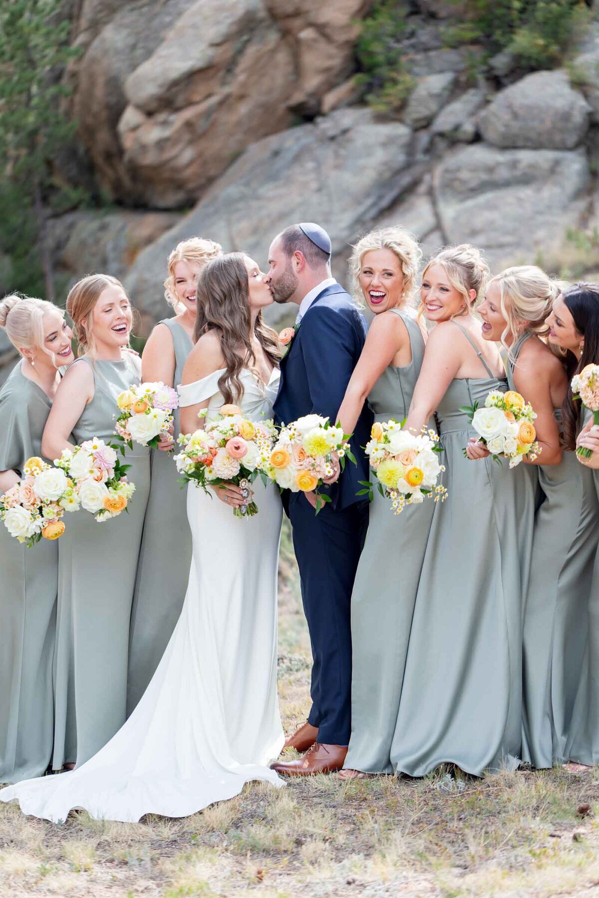 Black-Canyon-Inn-The-Boudlers-Wedding-37