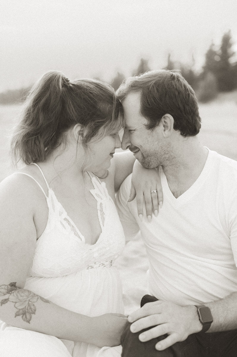 Belle and Alex E Session Sneaks-25