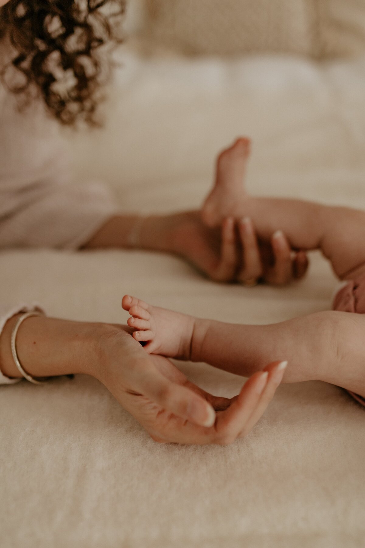 studio-photo-lepianmedoc-medoc-bordeaux-bébé-grossesse-famille-emeline-mingot-photographe