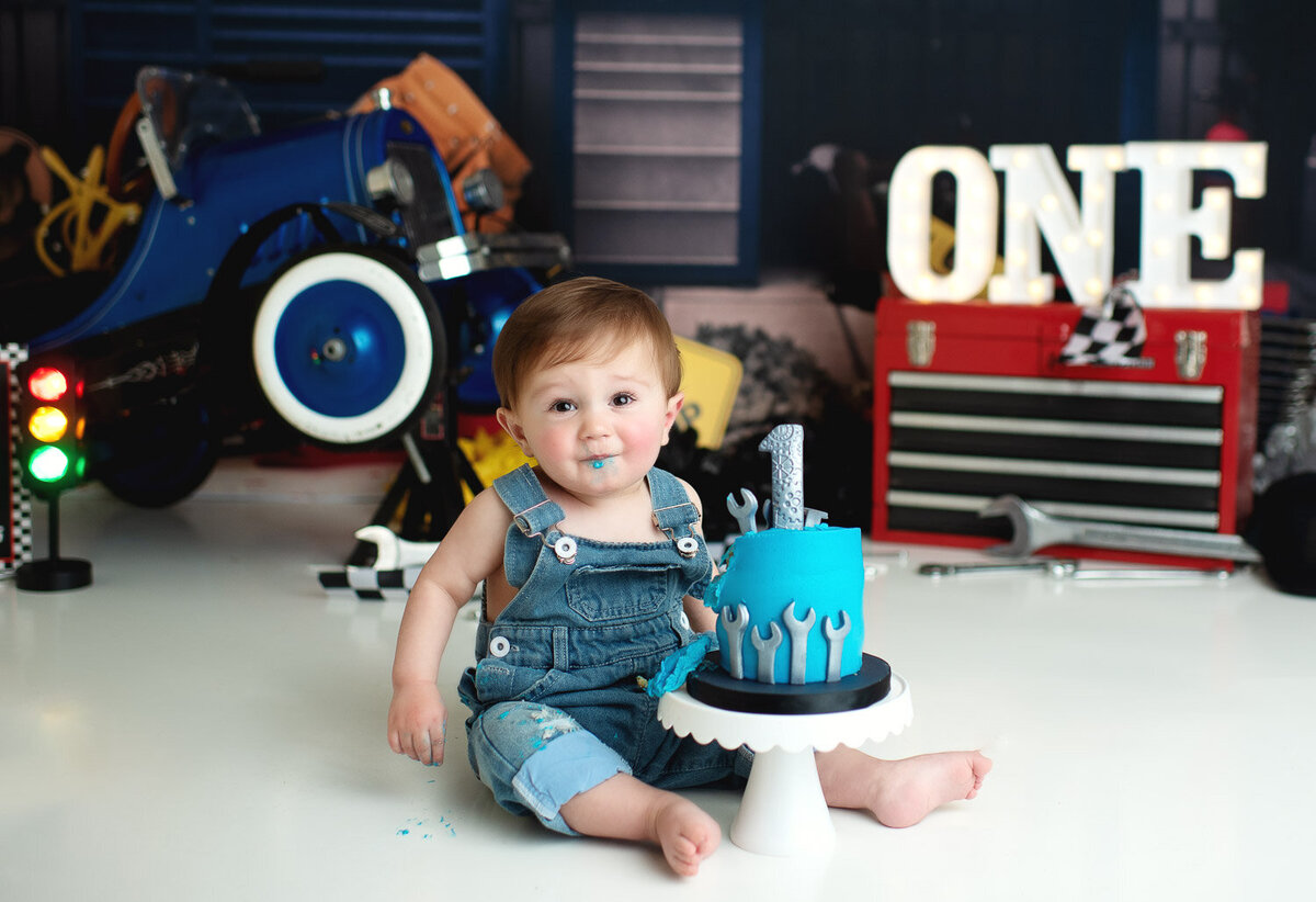 CT-Smash-Cake-First-Birthday-Photographer-20