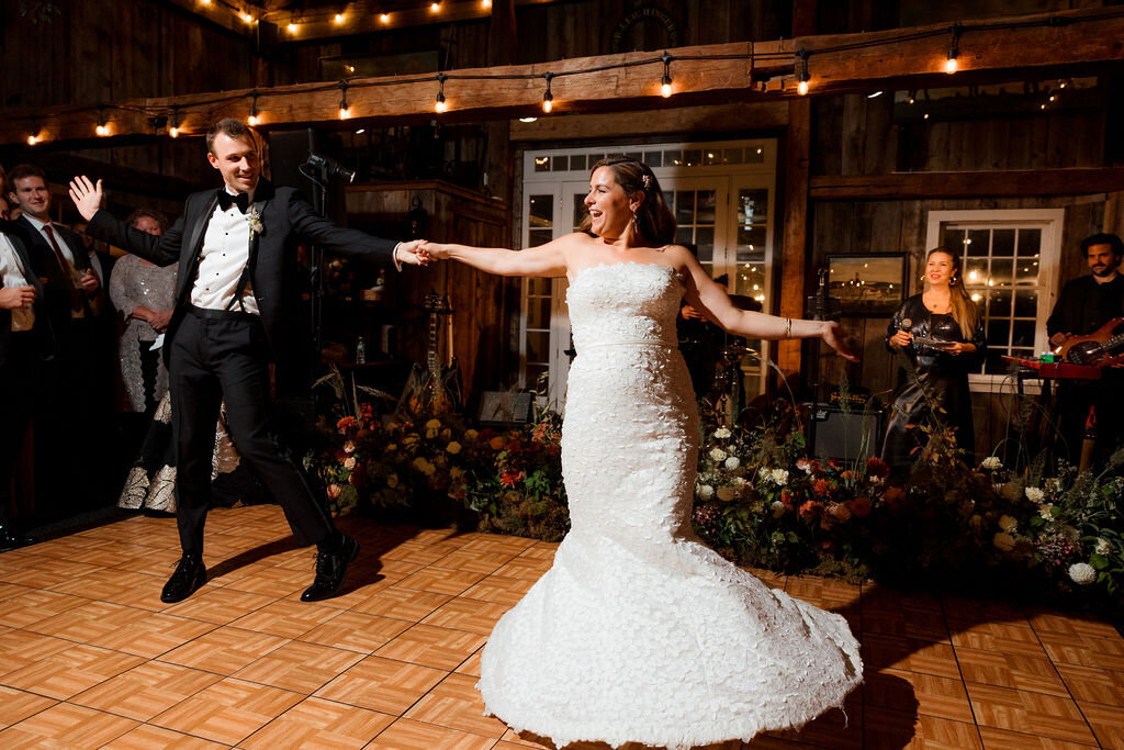 Sarah-Kevin-Gold-Wing-Photography-Vermont-Wedding-Grafton-Inn-Fall-Previews-92