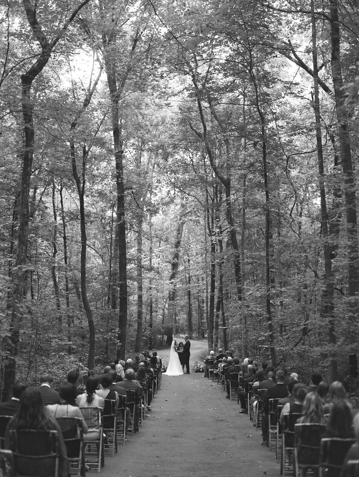 ceremony-at-rt-lodge-winding-road