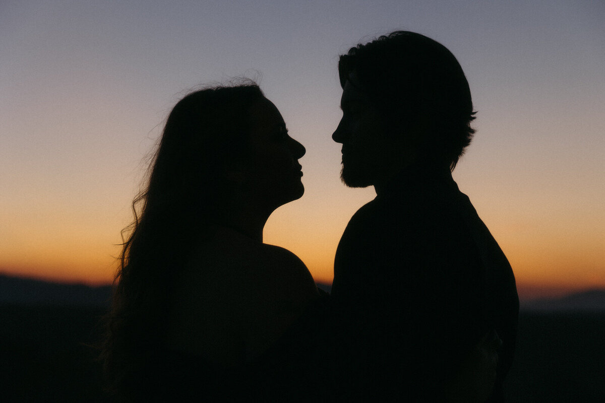 destination-wedding-photographer-enagagement-photography-23