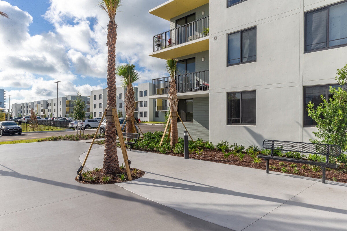 062524BERKELYPALMBEACH-31