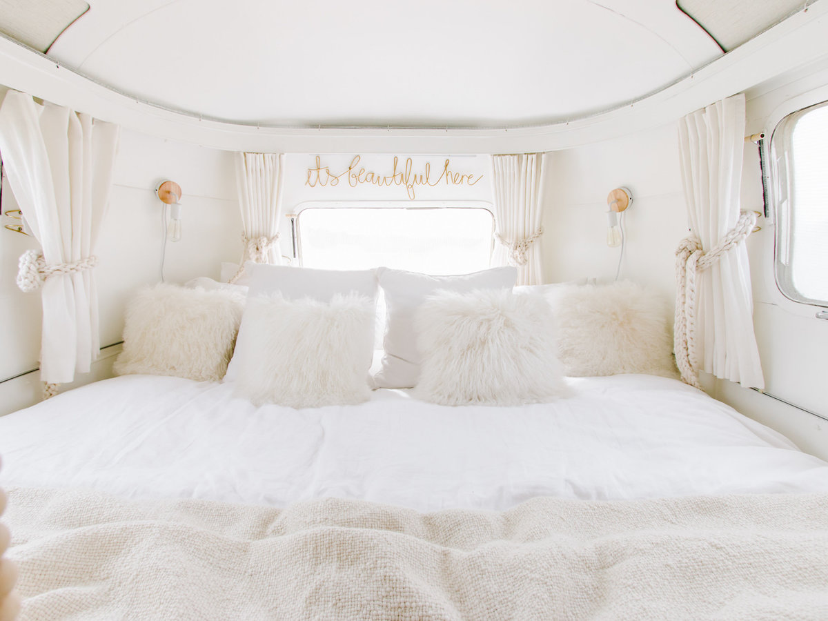 Shop our fave casper mattress  | Airstream RV trailer | DESIGN THE LIFE YOU WANT TO LIVE | Lynneknowlton.com |